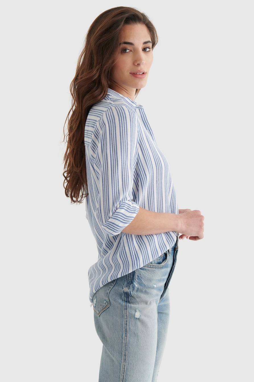 Lucky Brand Beige 100% Linen Striped Button Shoulder V-Neck Shirt Top Size  Small