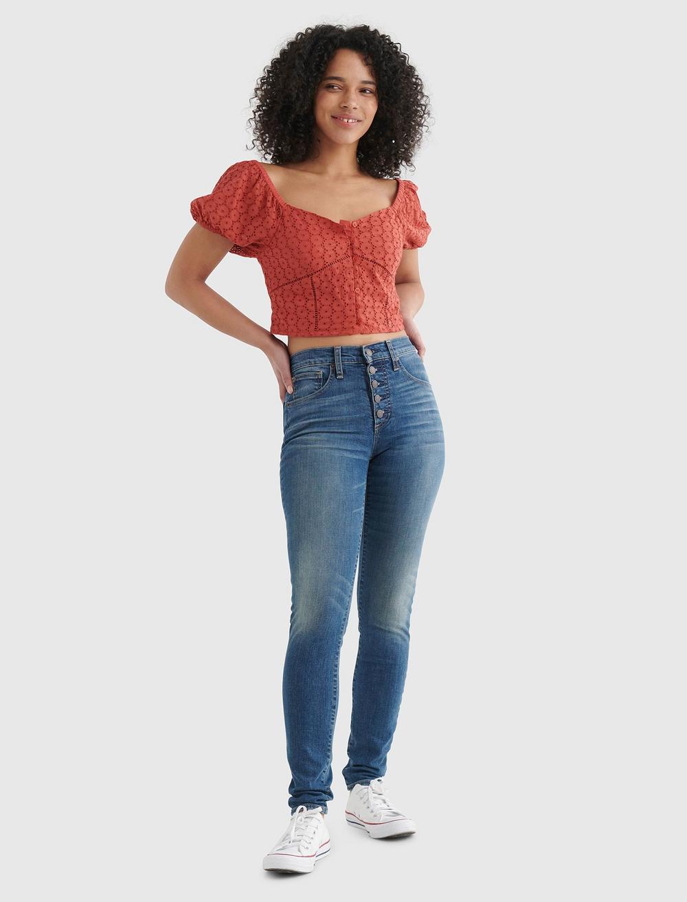 LACE SWEETHEART CROP TOP, image 1