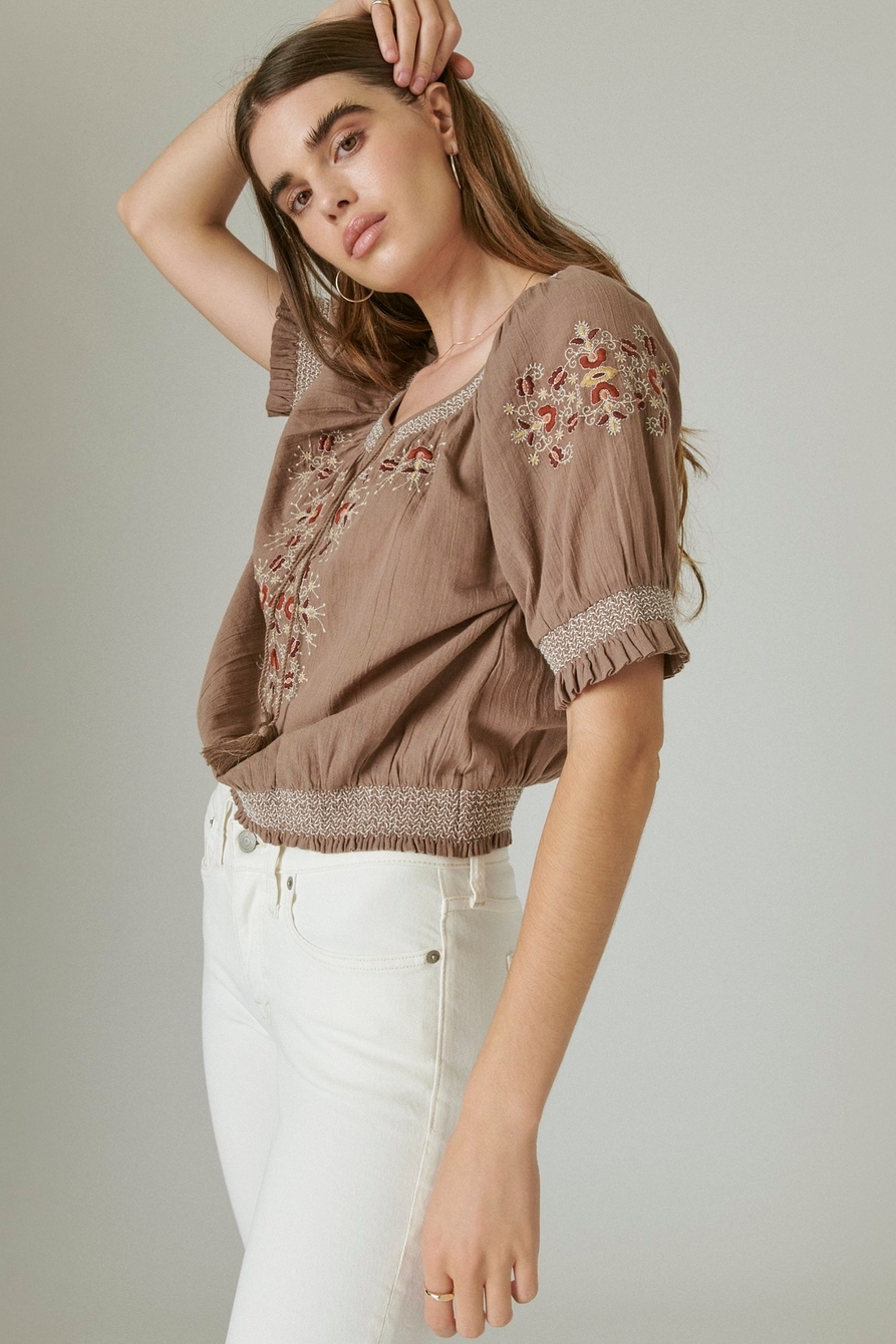 EMBROIDERED SHORT SLEEVE TOP, image 3