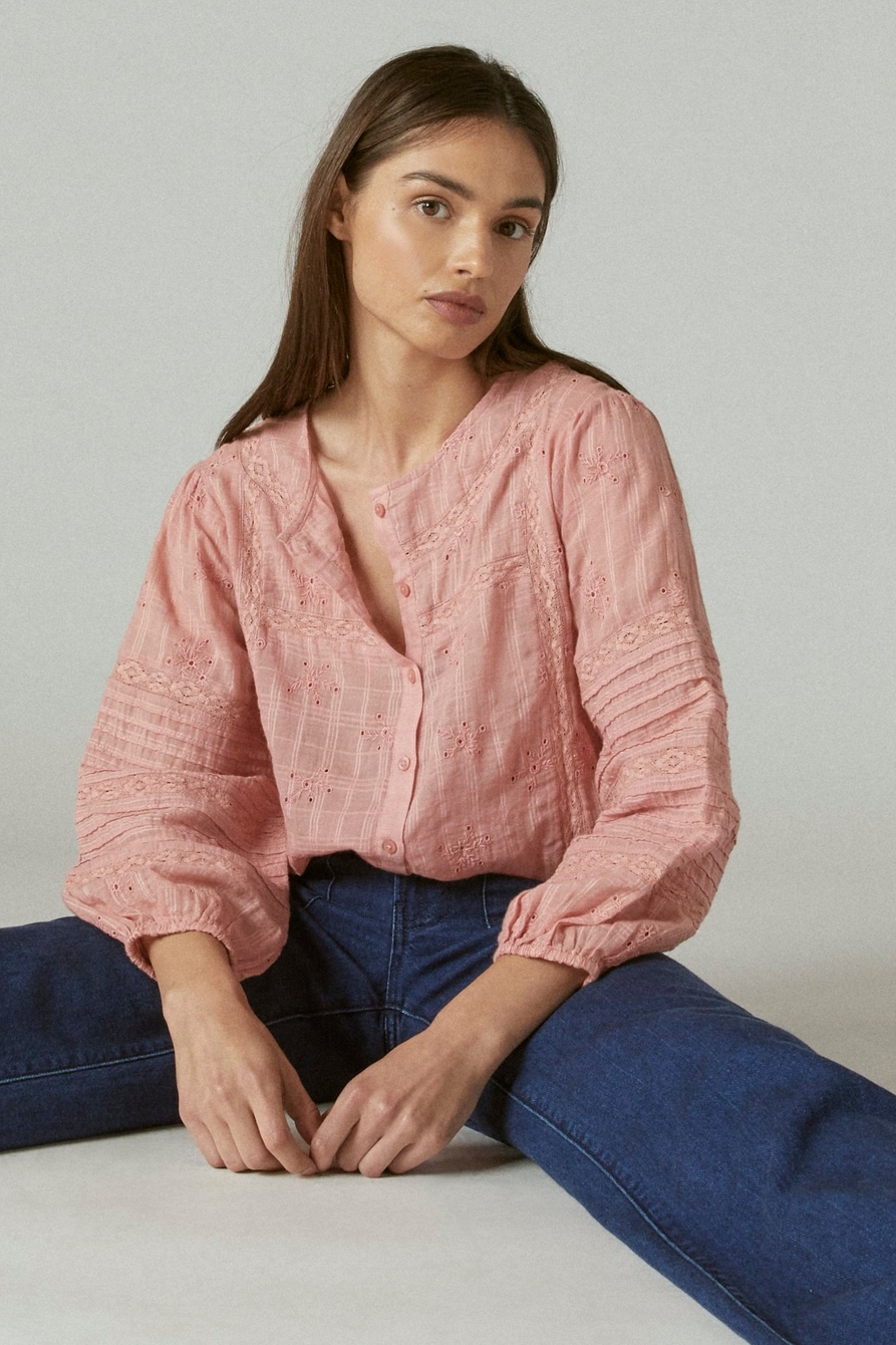 TEXTURED POPOVER BLOUSE, image 1