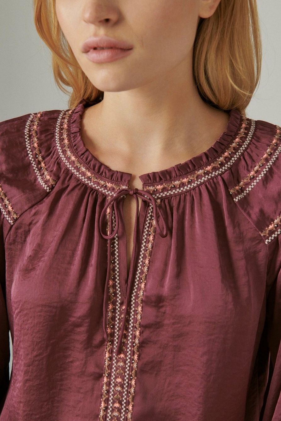 EMBROIDERED SATIN PEASANT TOP, image 3