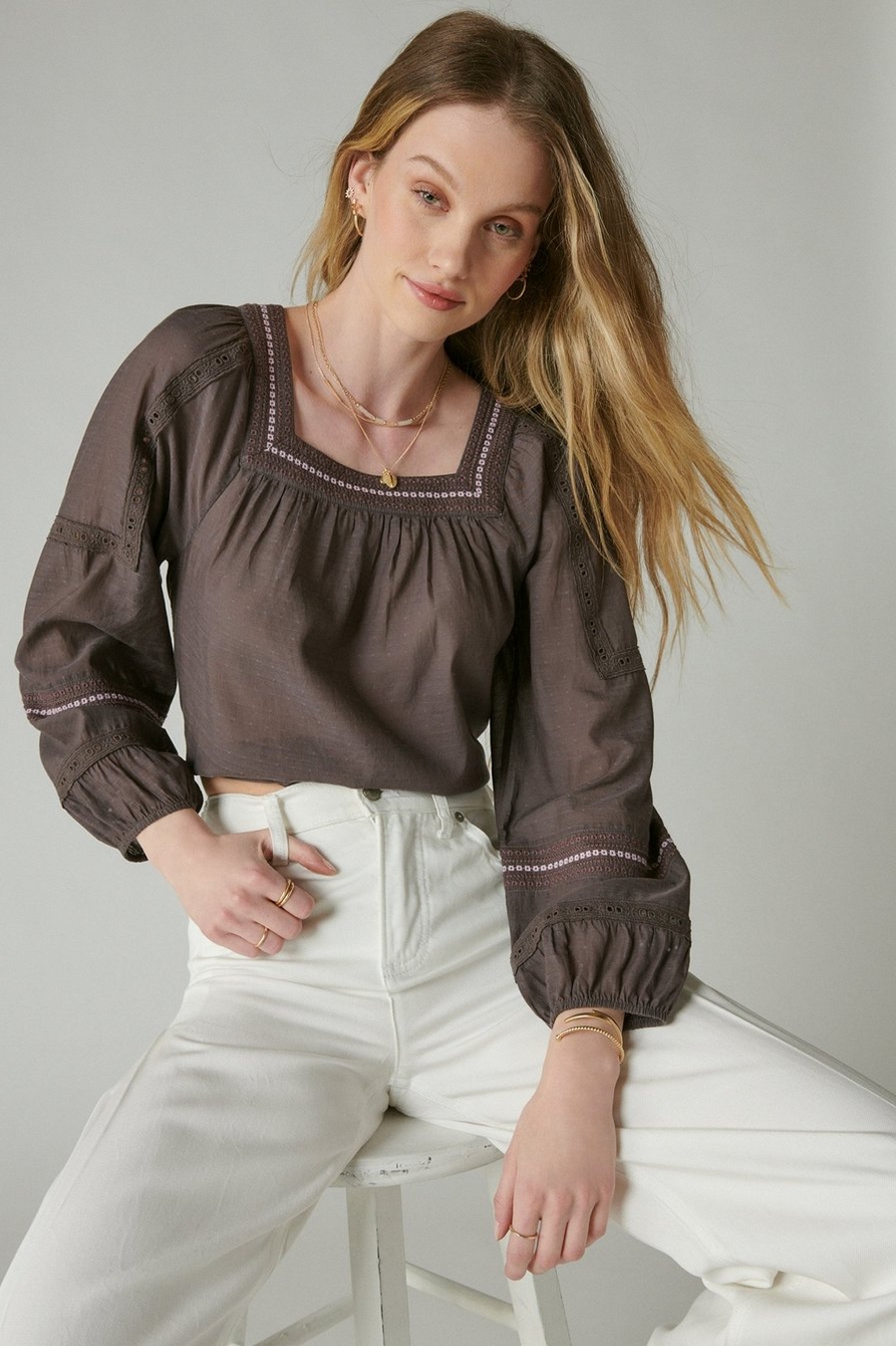 EMBROIDERED SQUARE NECK BLOUSE