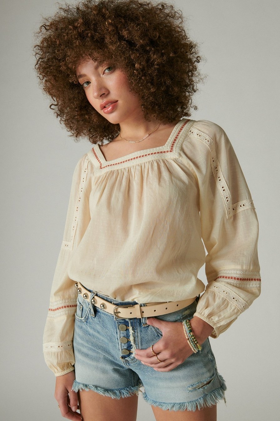 EMBROIDERED SQUARE NECK TOP