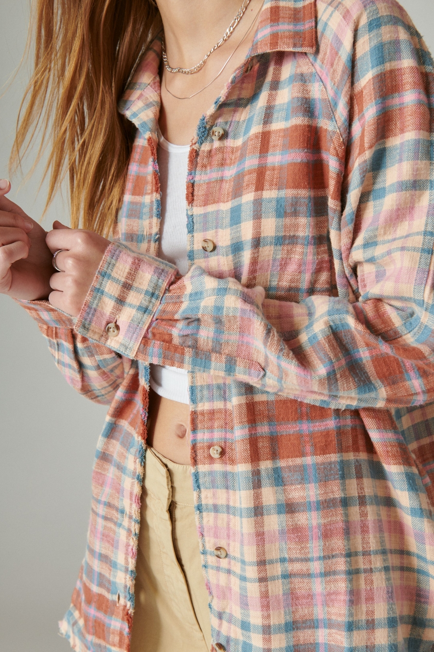OVERSIZED DISTRESSED PLAID FLANNEL TUNIC, image 4
