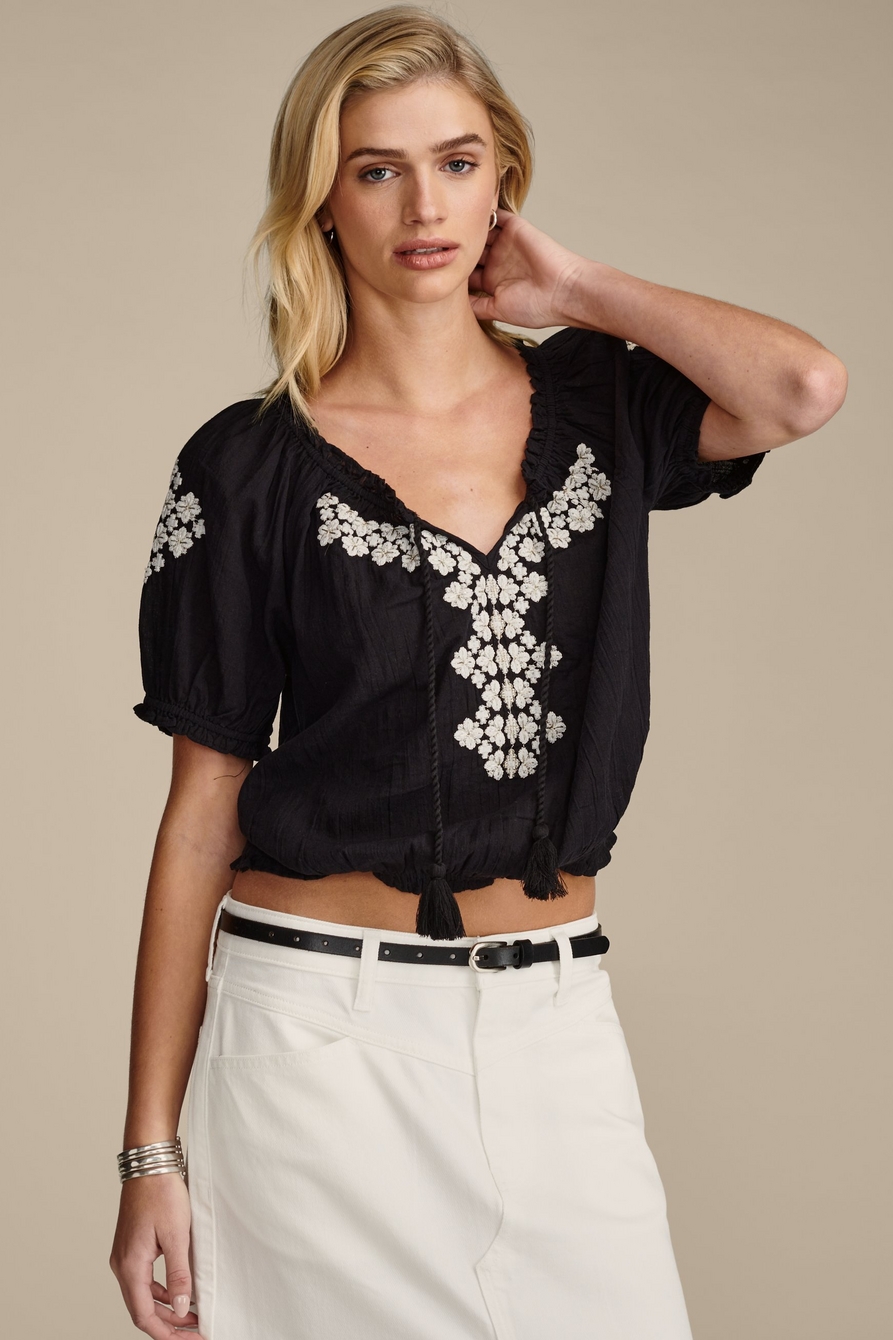 SHORT SLEEVE GEO EMBROIDERED PEASANT TOP, image 2
