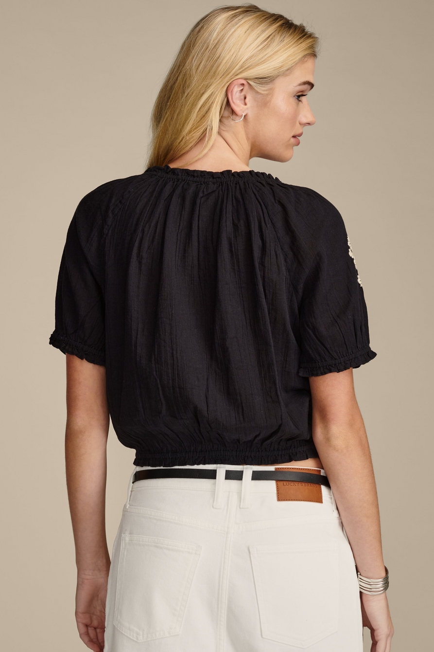 SHORT SLEEVE GEO EMBROIDERED PEASANT TOP, image 3