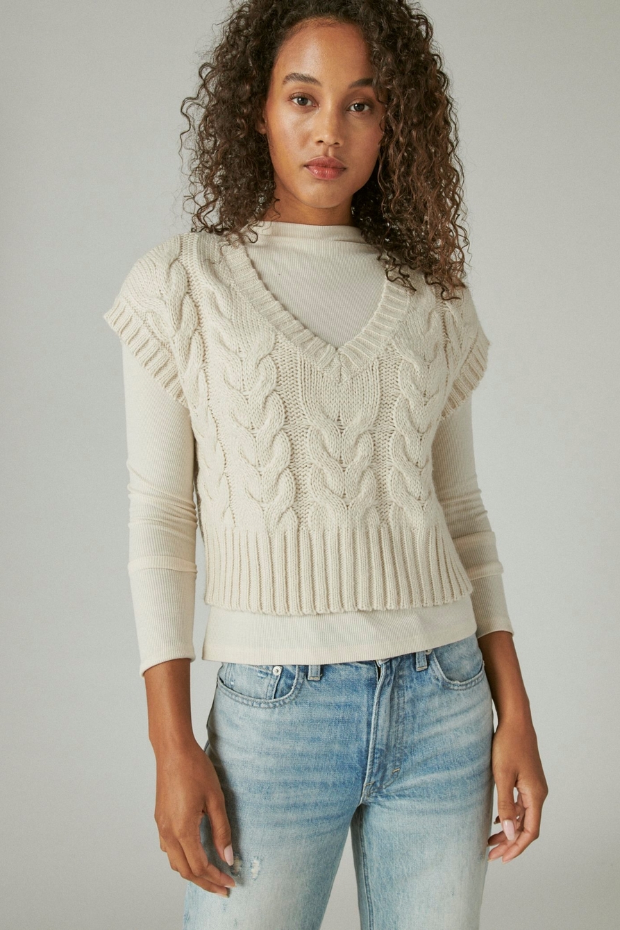 CABLE SWEATER VEST, image 1