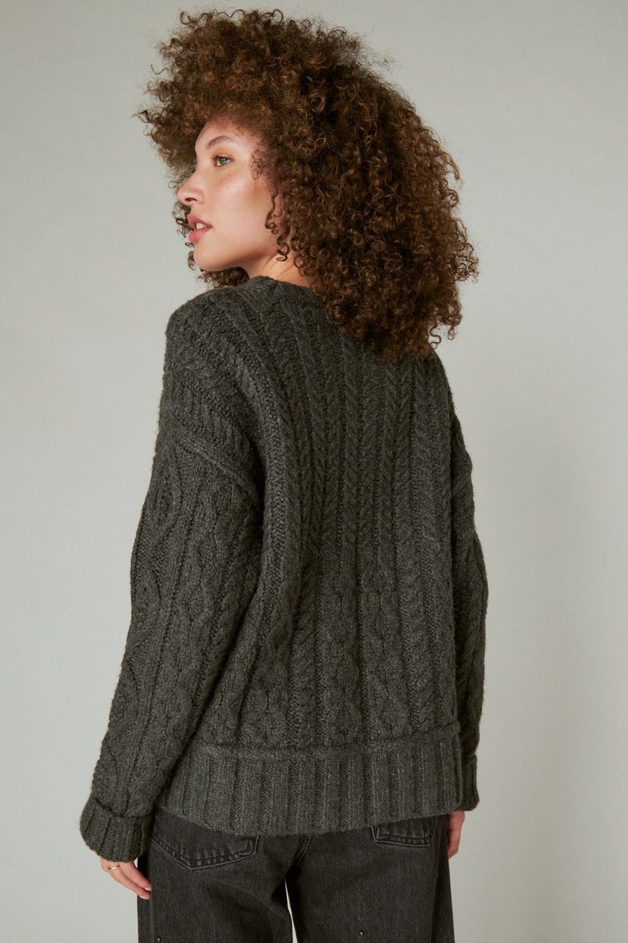 CABLE CREW SWEATER, image 3