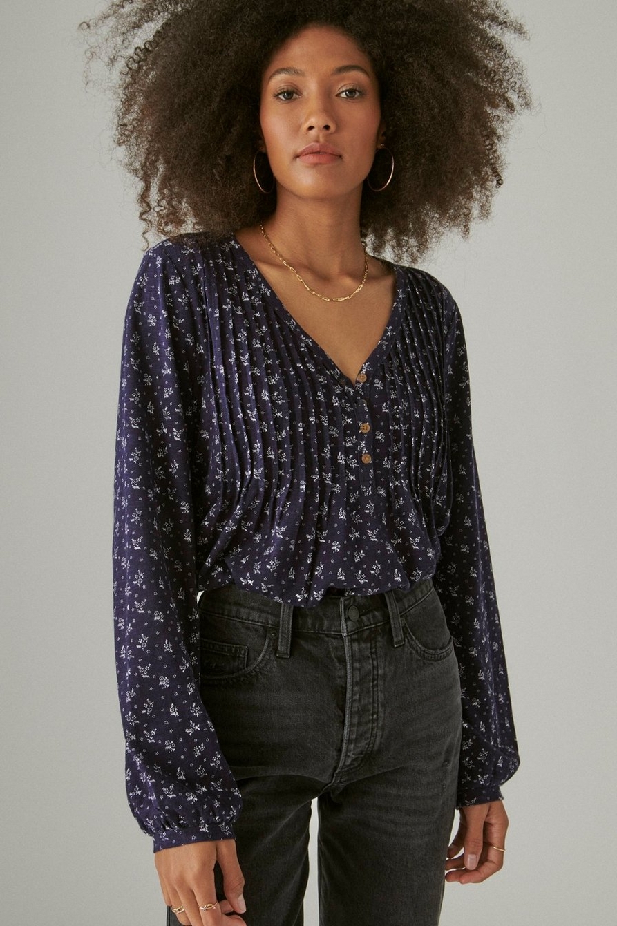 PLEATED V-NECK KNIT TOP, image 1