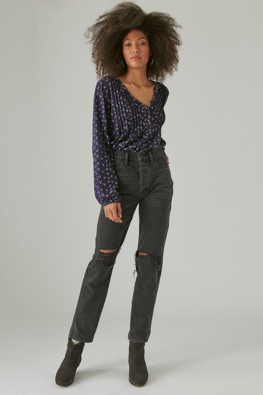 PLEATED V-NECK KNIT TOP, image 2
