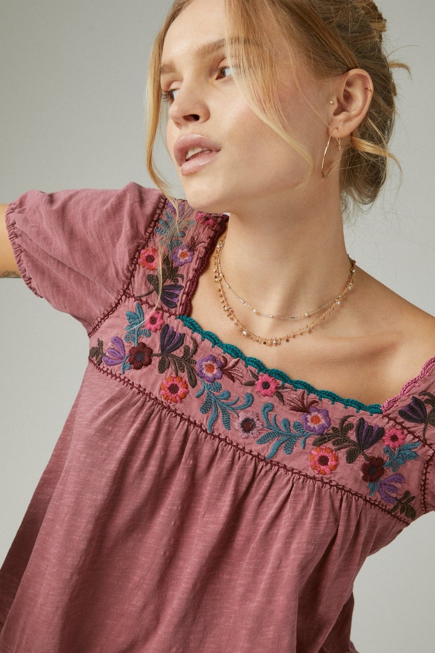 OVERDYED EMBROIDERED SMOCKED PEASANT TOP, image 4