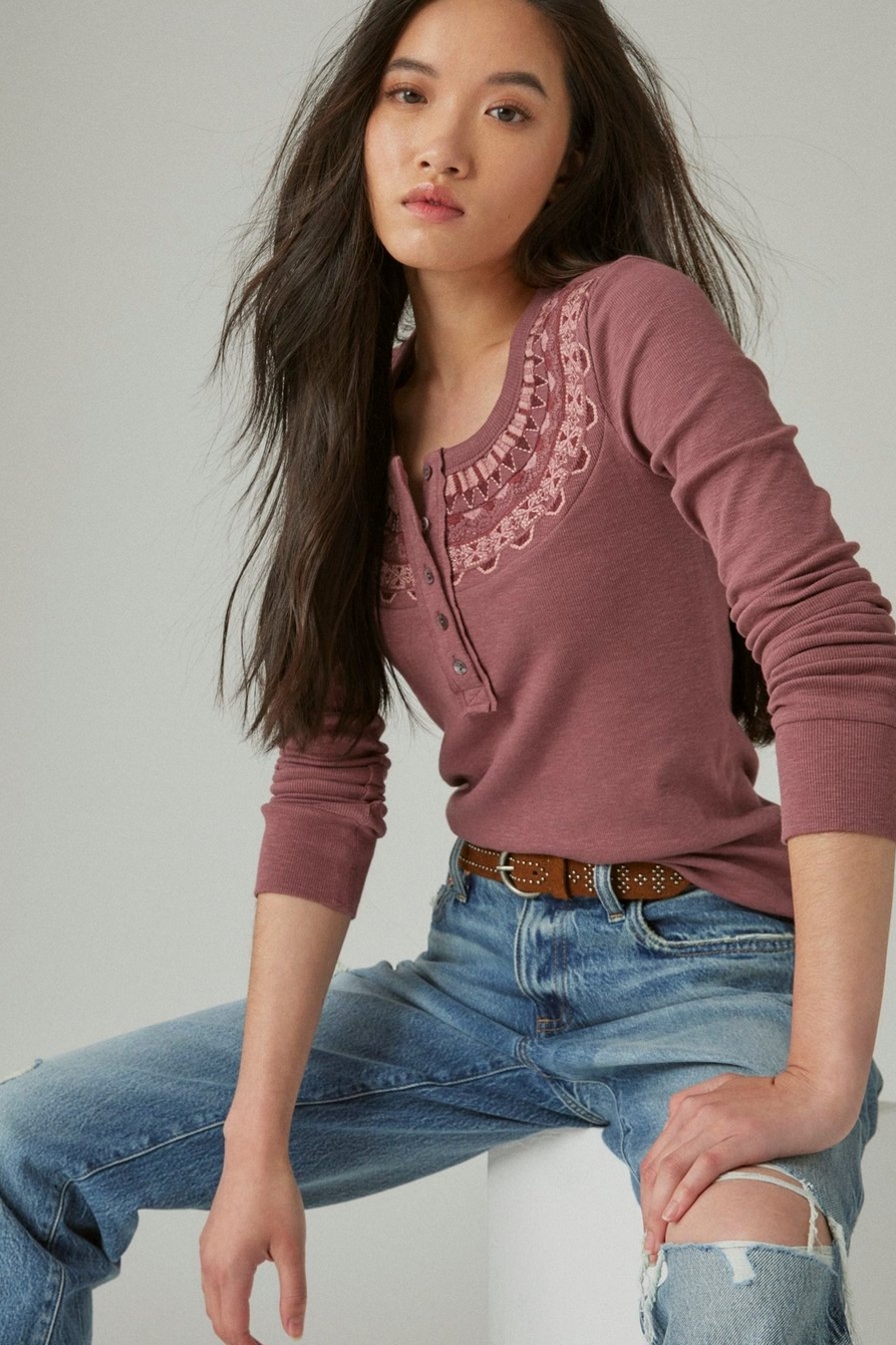 Lucky Brand Embroidered Necklace Thermal, Tops, Clothing & Accessories
