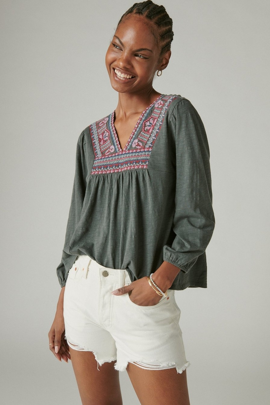 EMBROIDERED V NECK PEASANT TOP, image 3