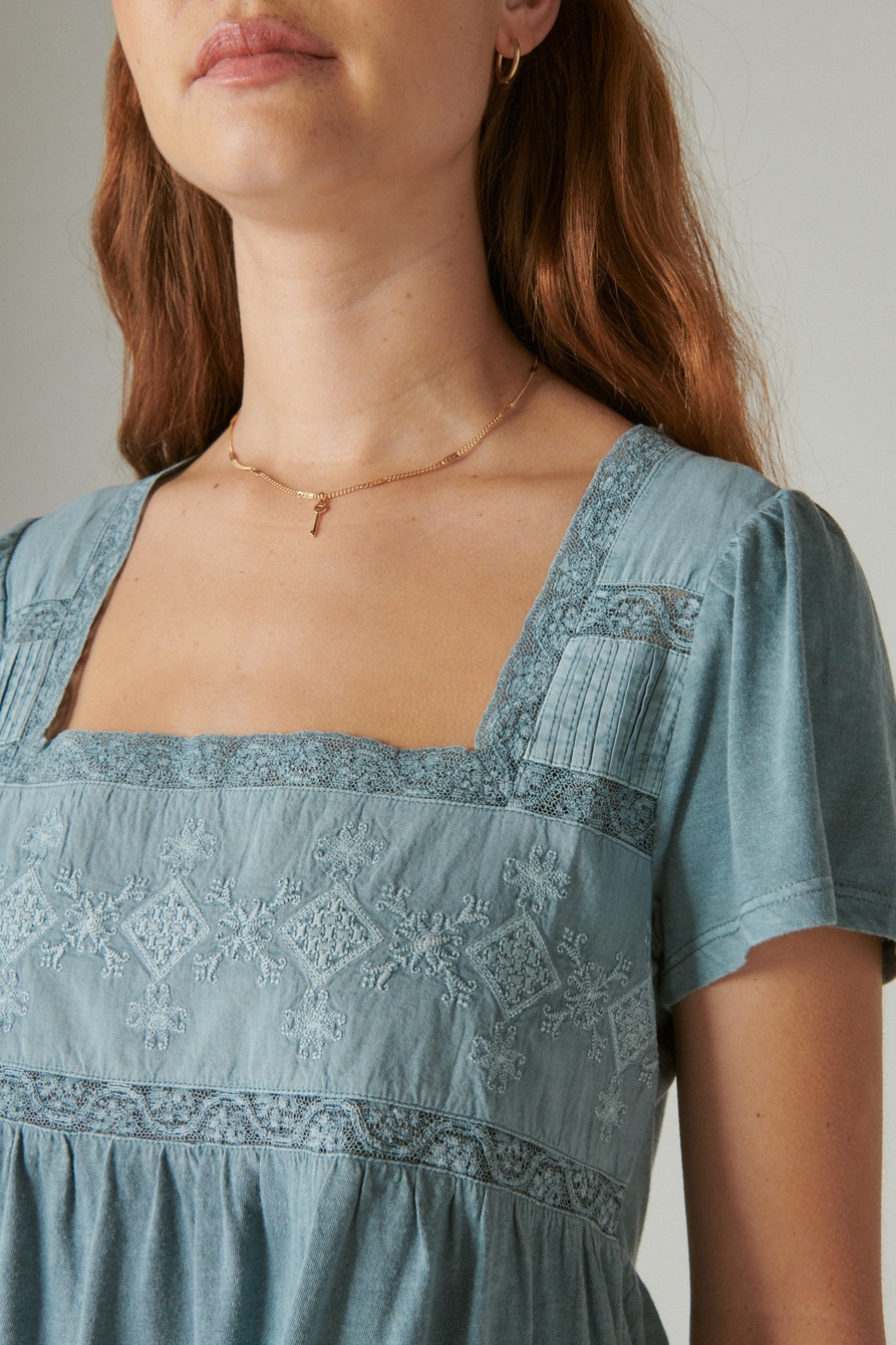 EMBROIDERED SQUARE NECK TEE, image 4