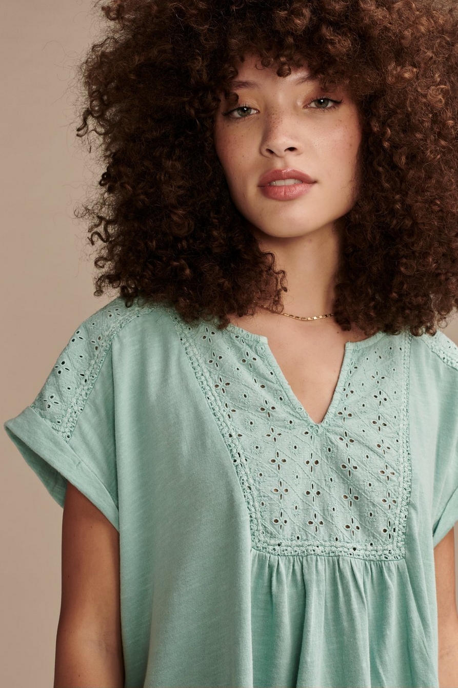 Lucky Brand Crochet Yoke Tee : : Clothing, Shoes & Accessories
