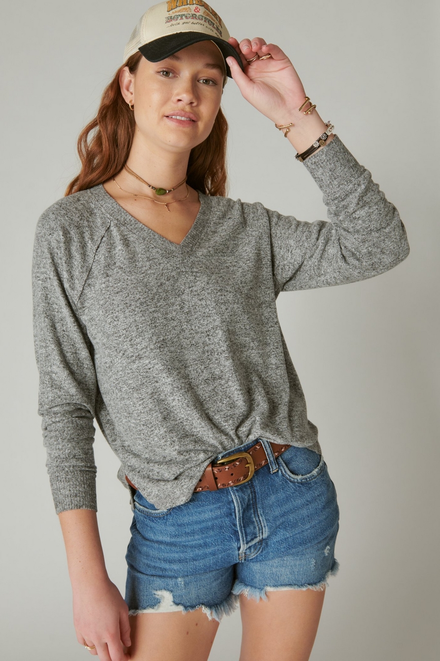 Lucky Brand Cloud Long Sleeve V-neck Jersey T-shirt In Chinois