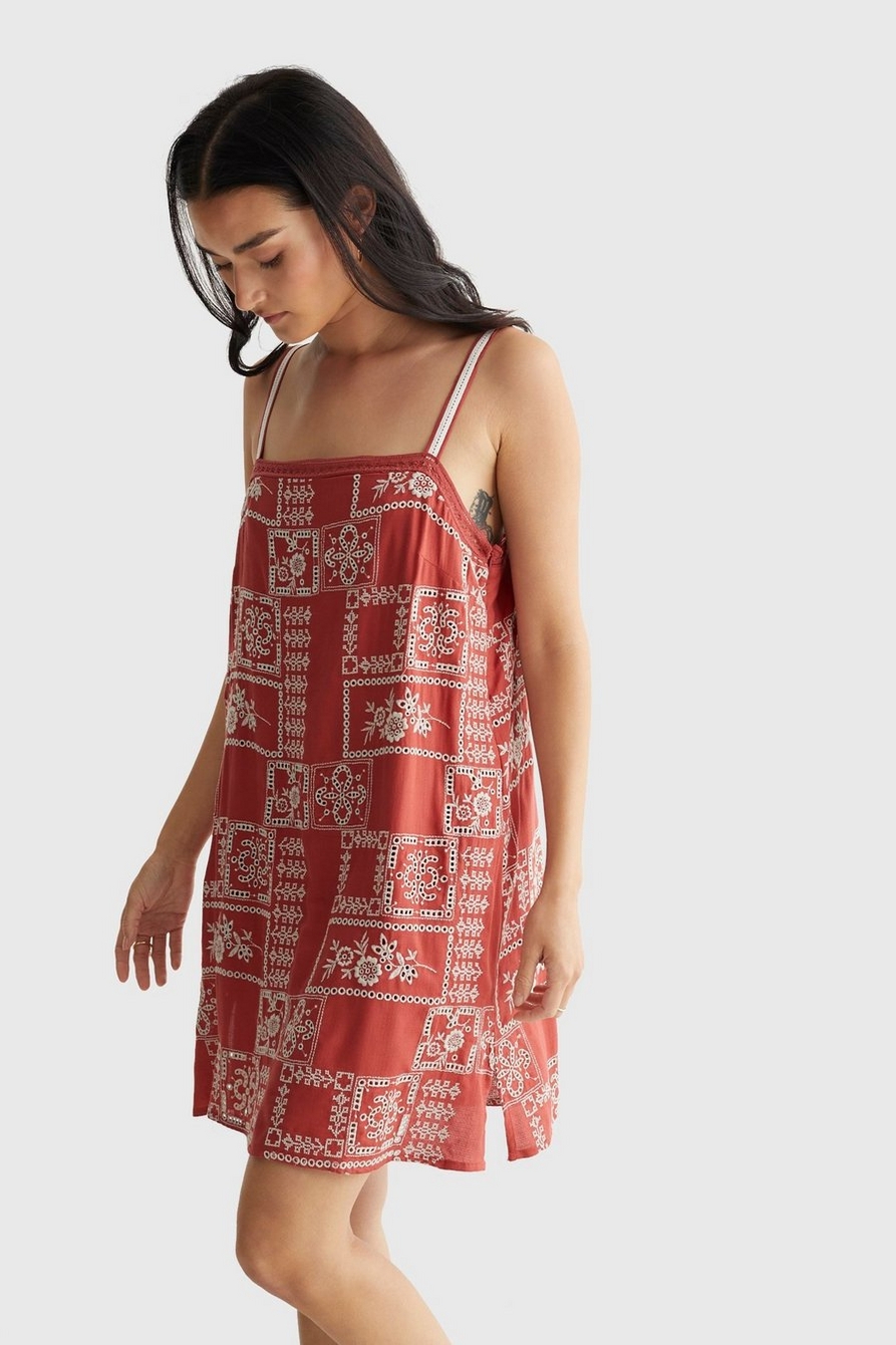 EMBROIDERED SQUARE NECK CAMI DRESS, image 3