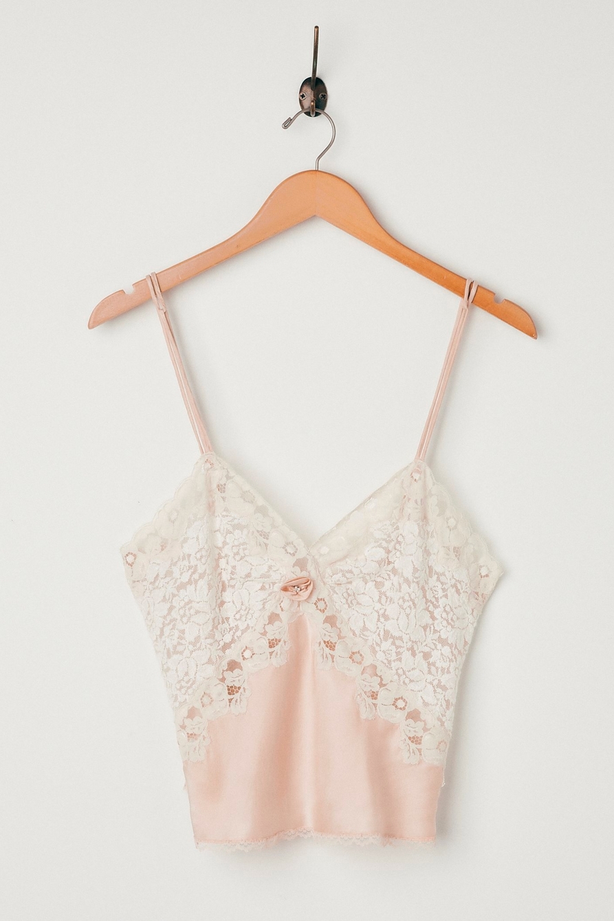 https://i1.adis.ws/i/lucky/7WV0132_665_2/Lucky-Upcycled-Blush-Lace-Empire-Cami-665?sm=aspect&aspect=2:3&w=893&qlt=100