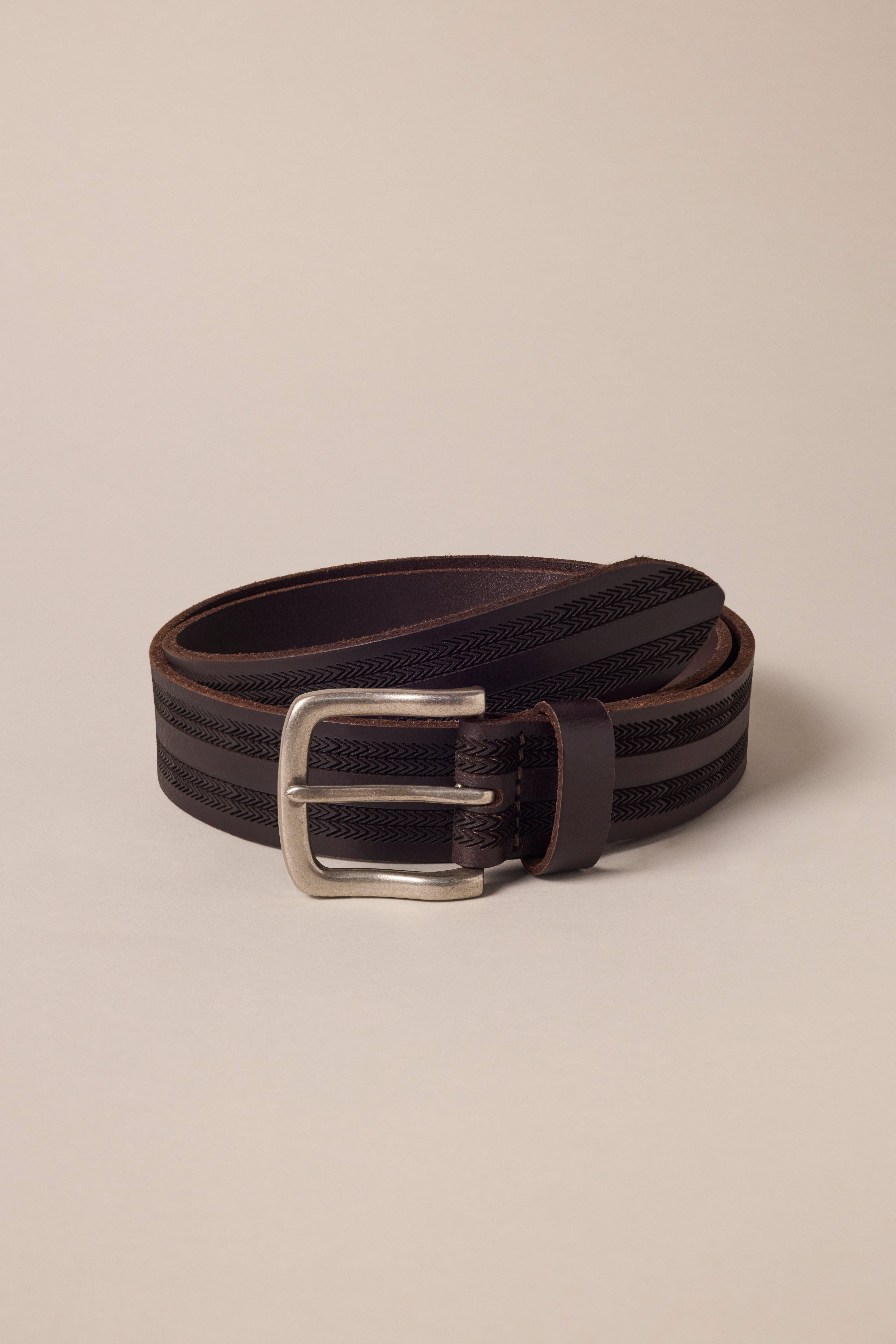 DEBOSSED DETAIL LEATHER BELT