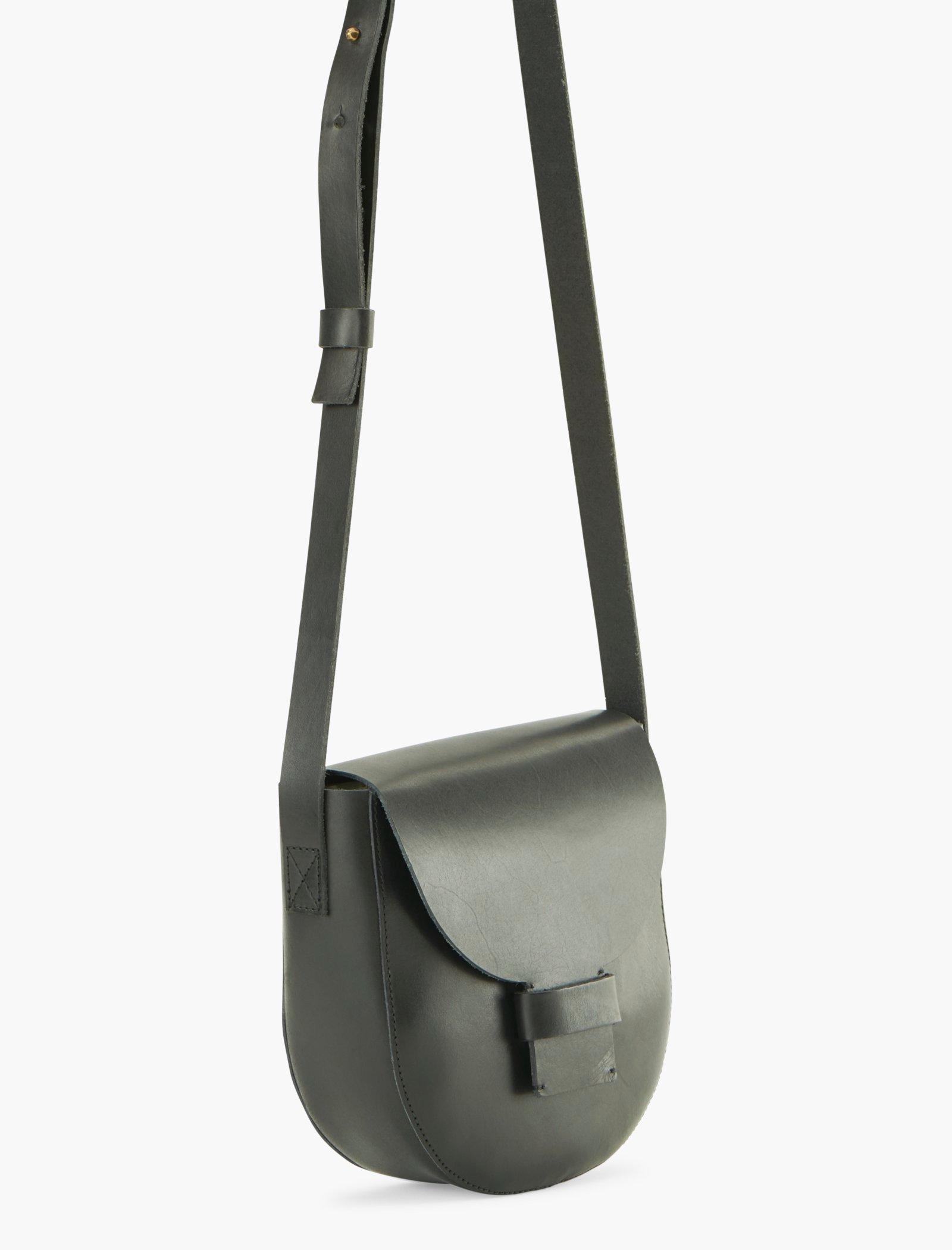 black saddle bag crossbody