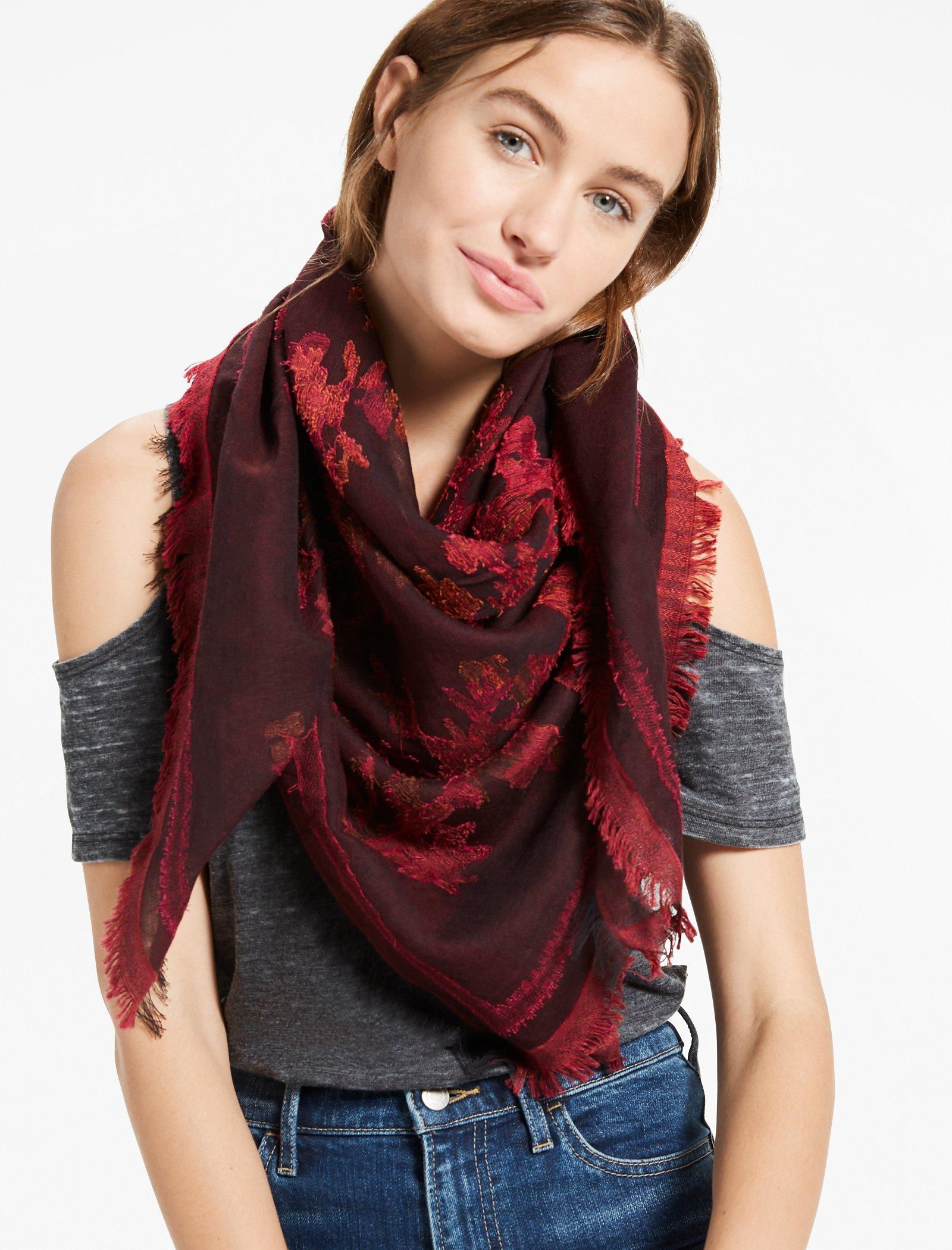 JACQUARD FLORAL SCARF | Lucky Brand