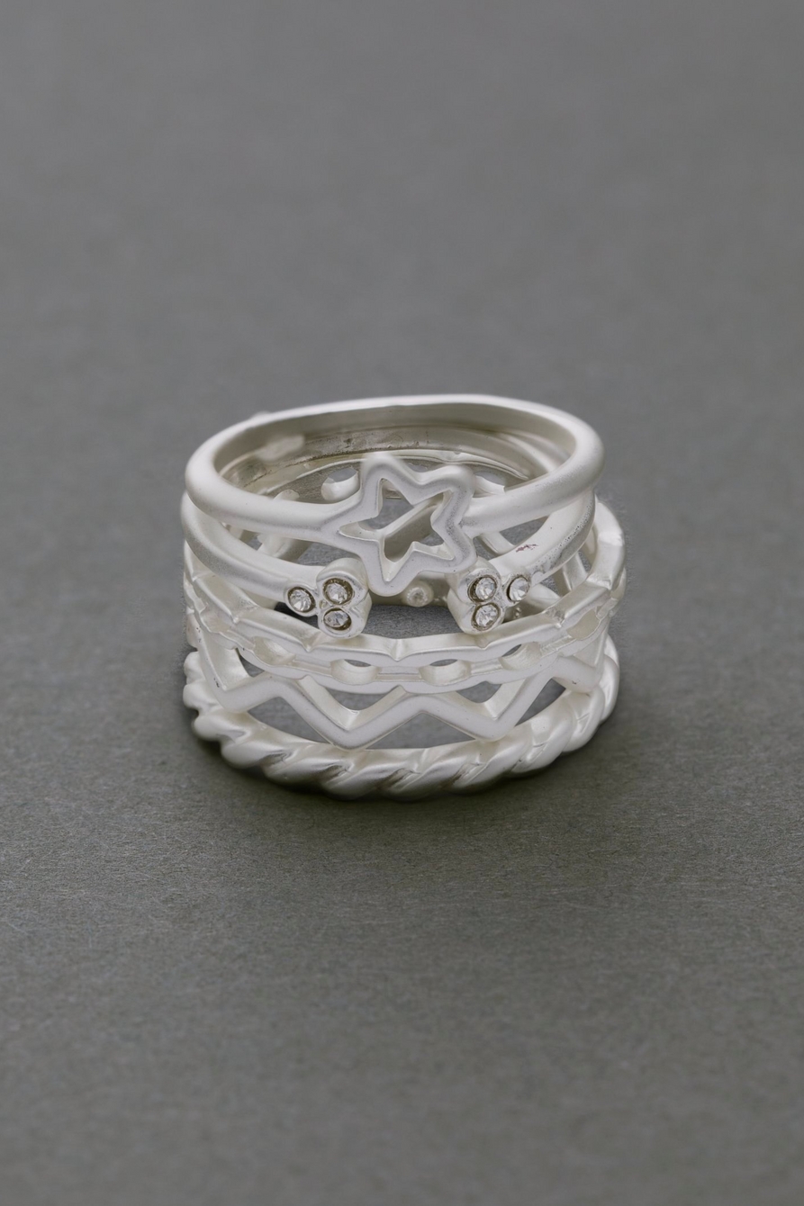 DELICATE HOLIDAY RING STACK, image 1