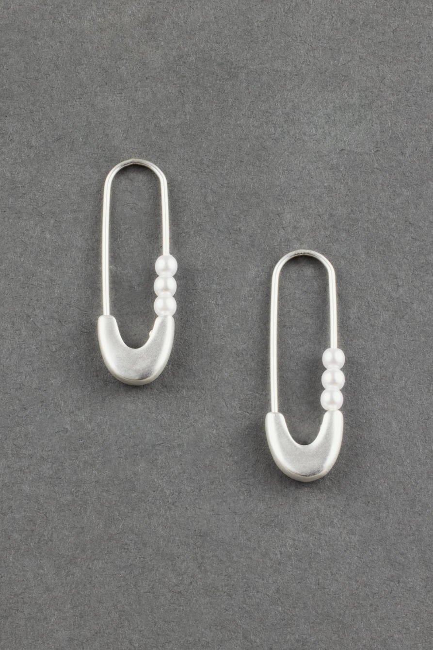 PEARL SAFETY PIN EARRING, image 1