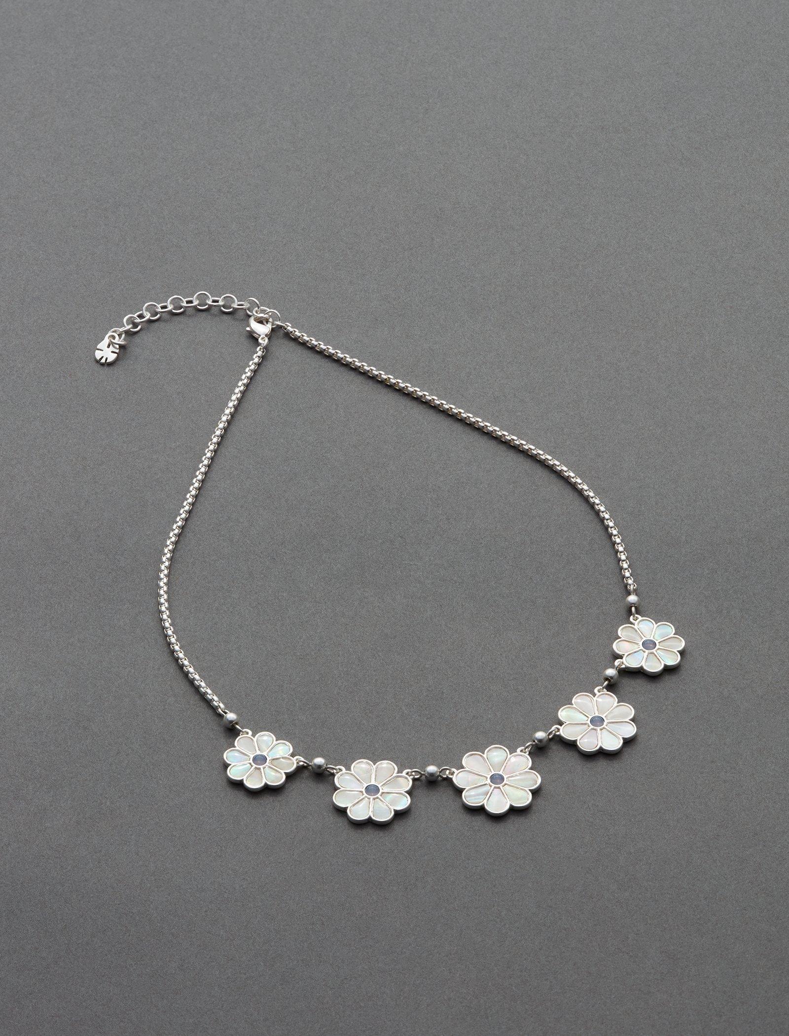 DAISY NECKLACE