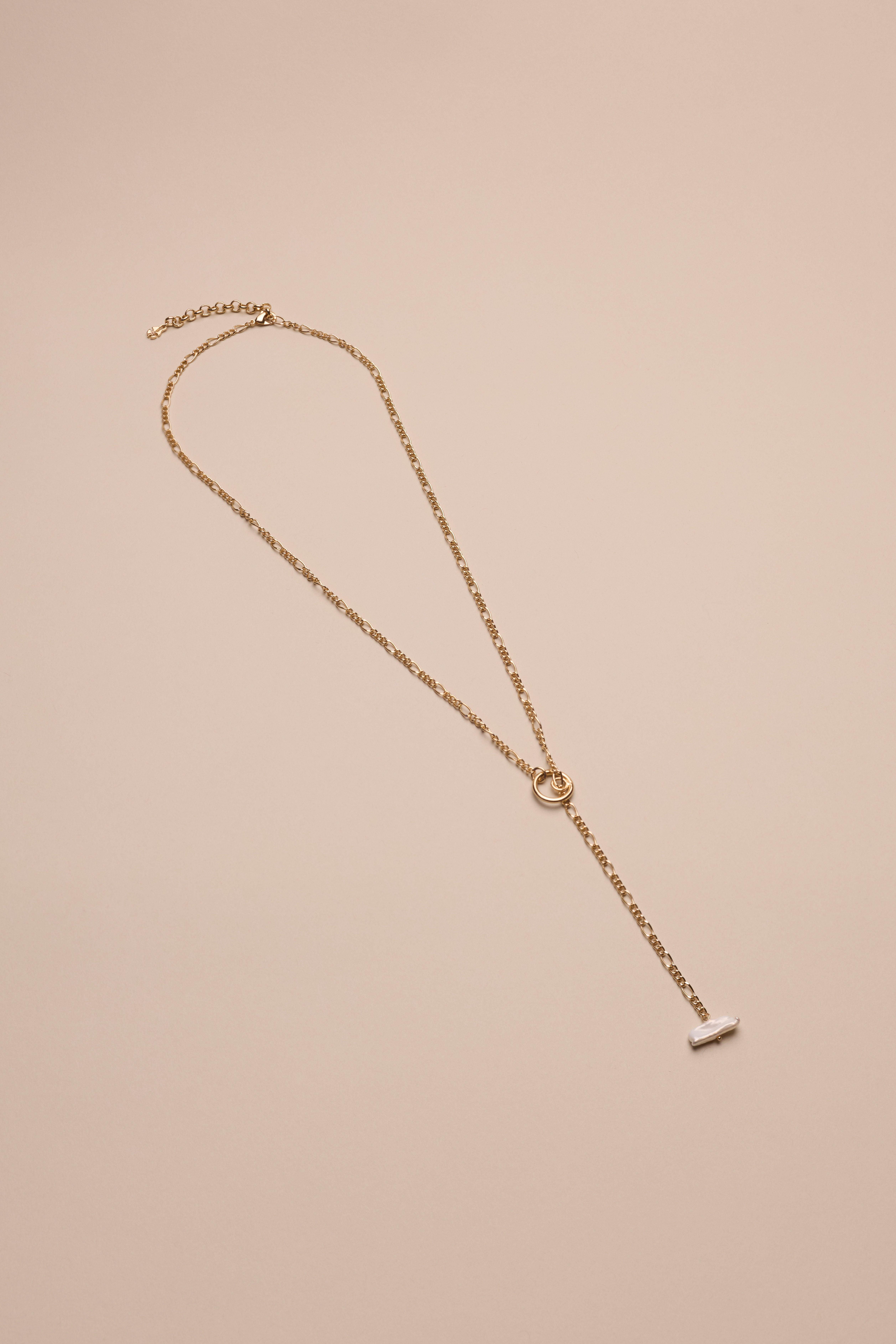 PEARL LOOP Y NECKLACE