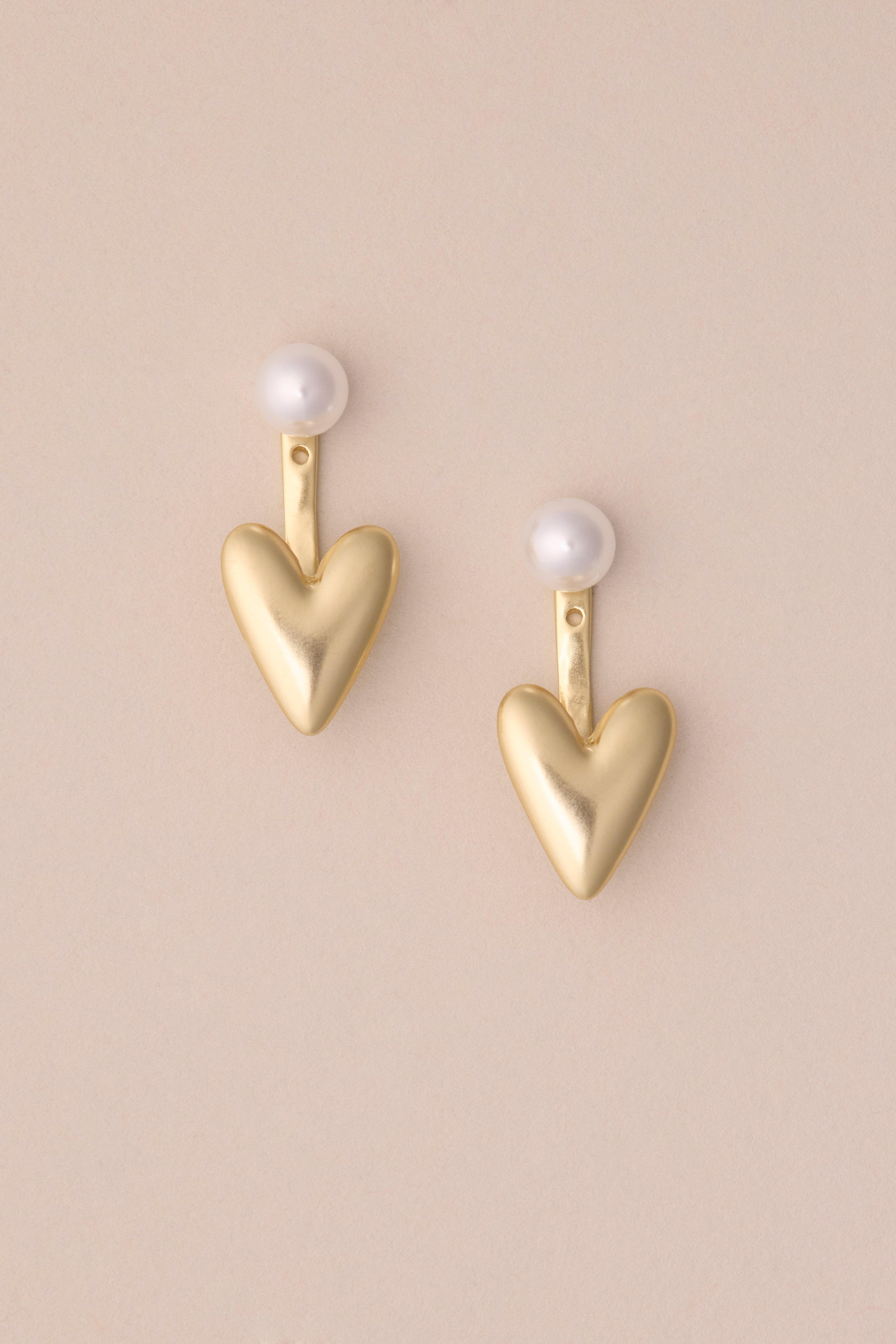 PEARL HEART EARRING