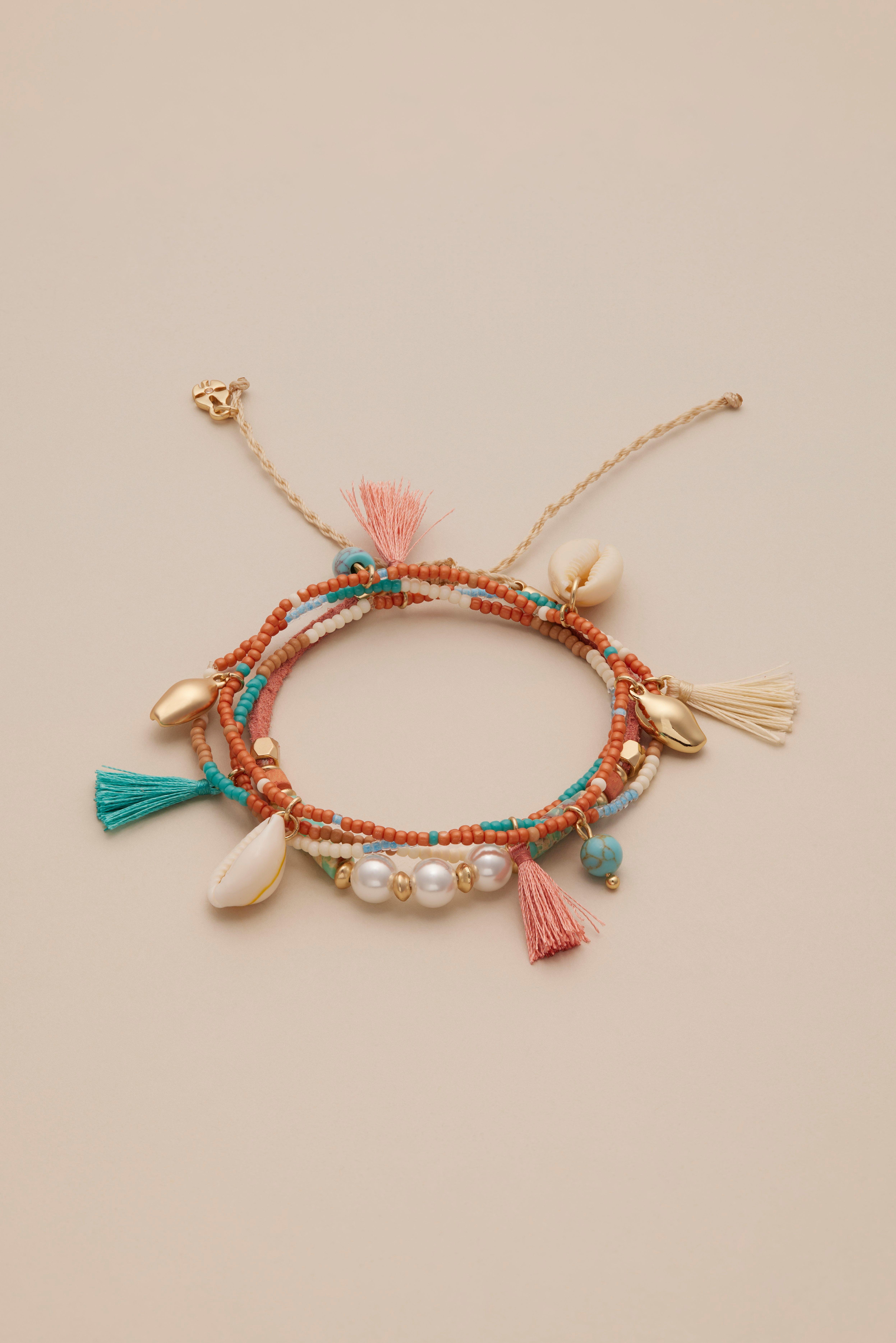 MULTI SHELL BEADED BRACELET