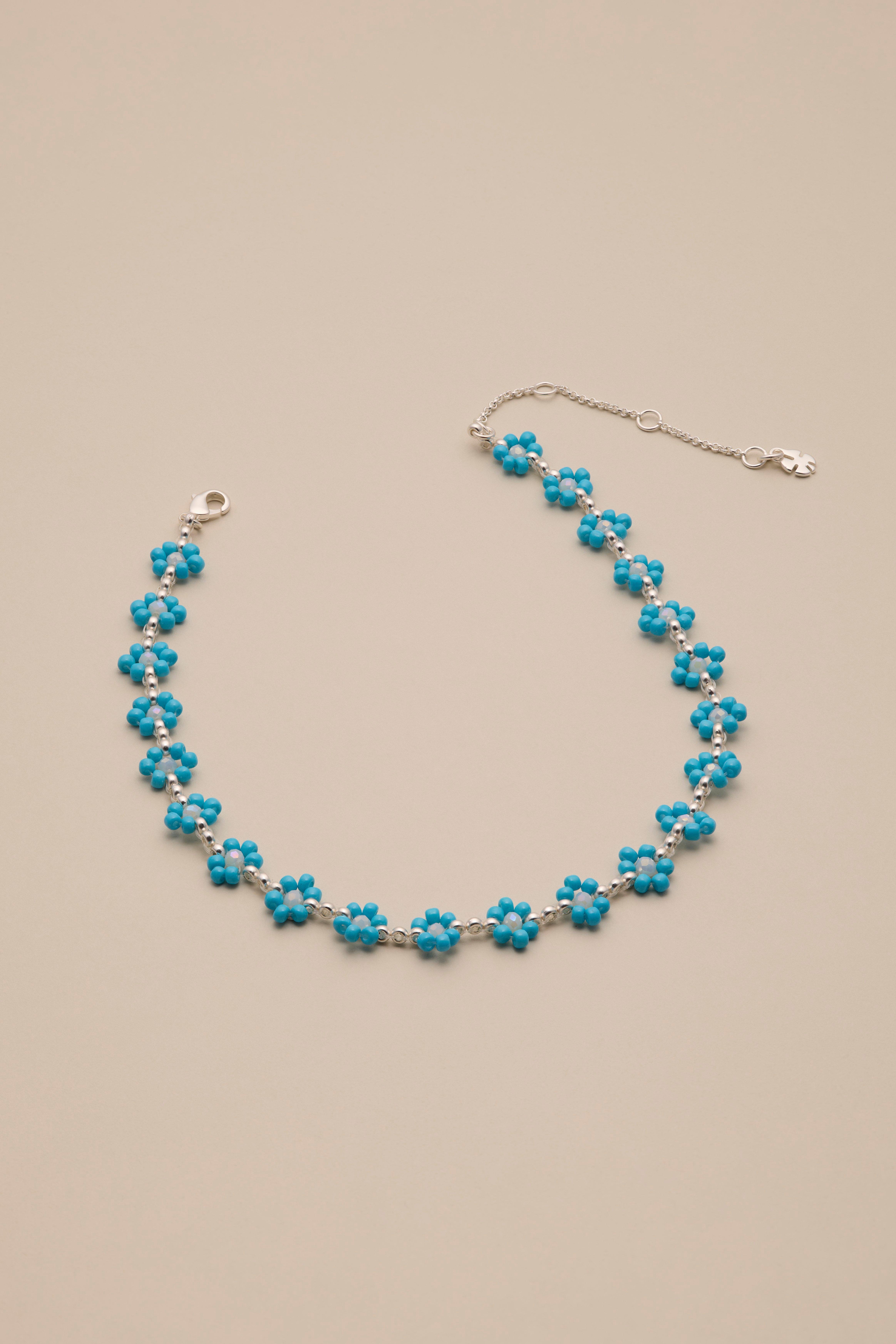 TURQUOISE DAISY BEADED CHOKER NECKLACE