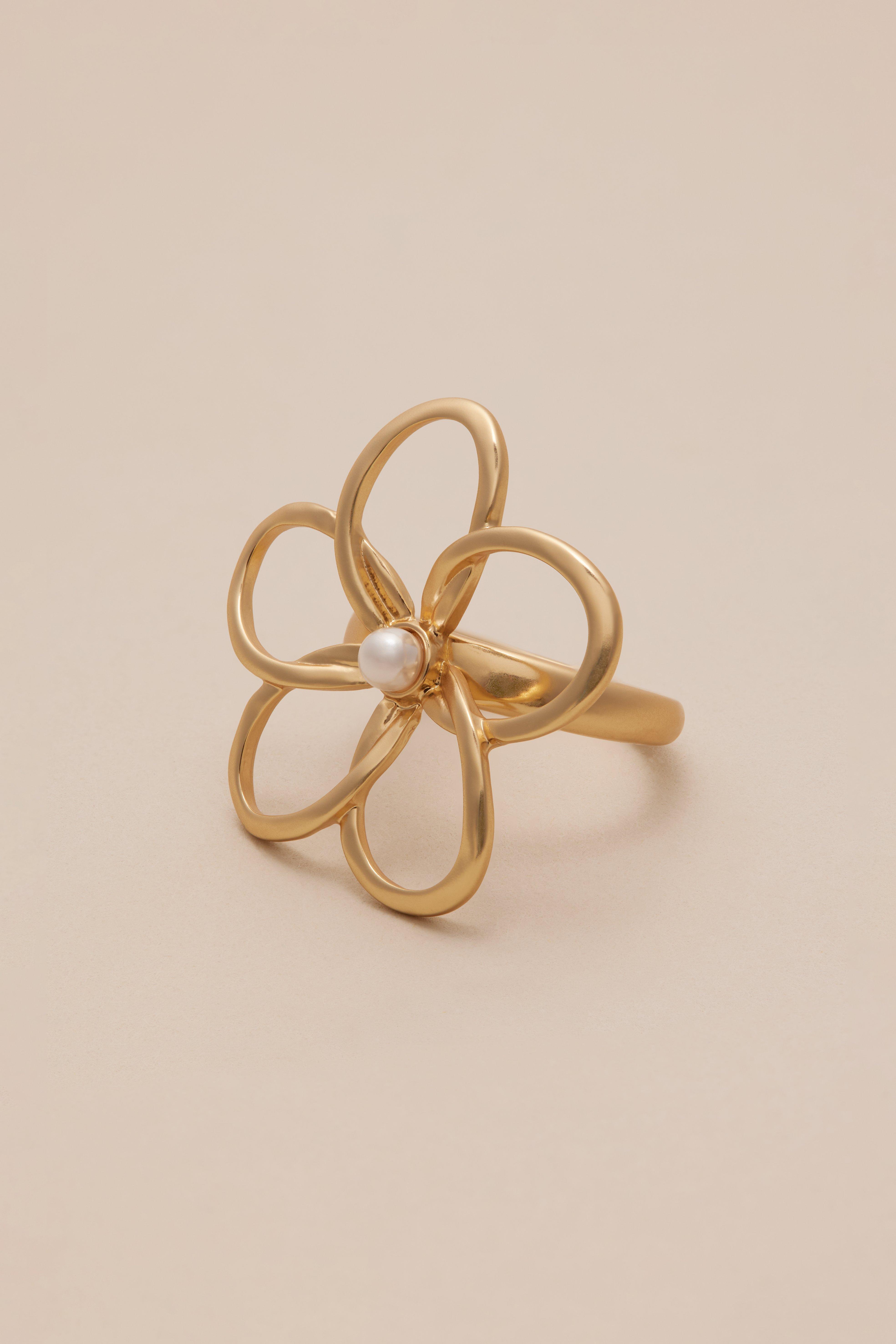 DAISY PEARL RING