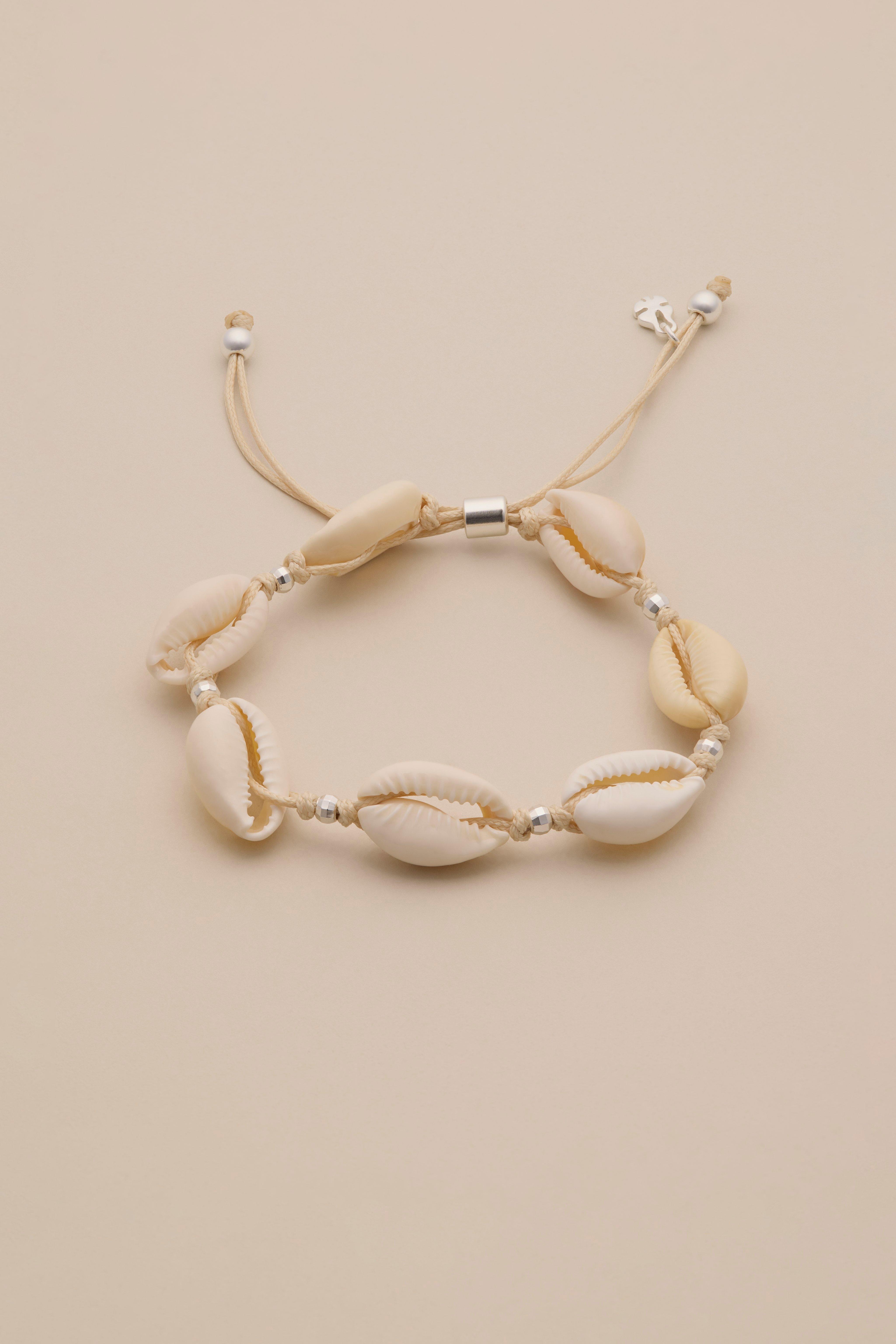 SHELL BRACELET