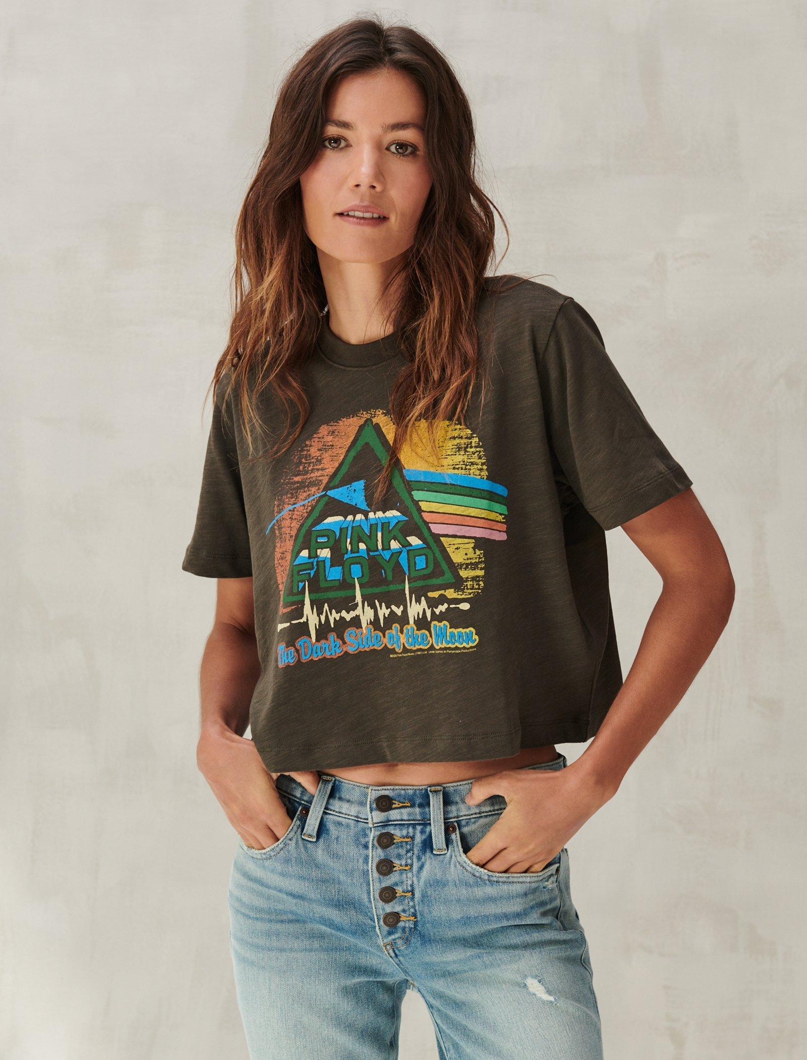 Lucky Brand Women's Short Sleeve Pink Floyd Grunge Graphic Tee, Iris,  X-Small : : Clothing, Shoes & Accessories