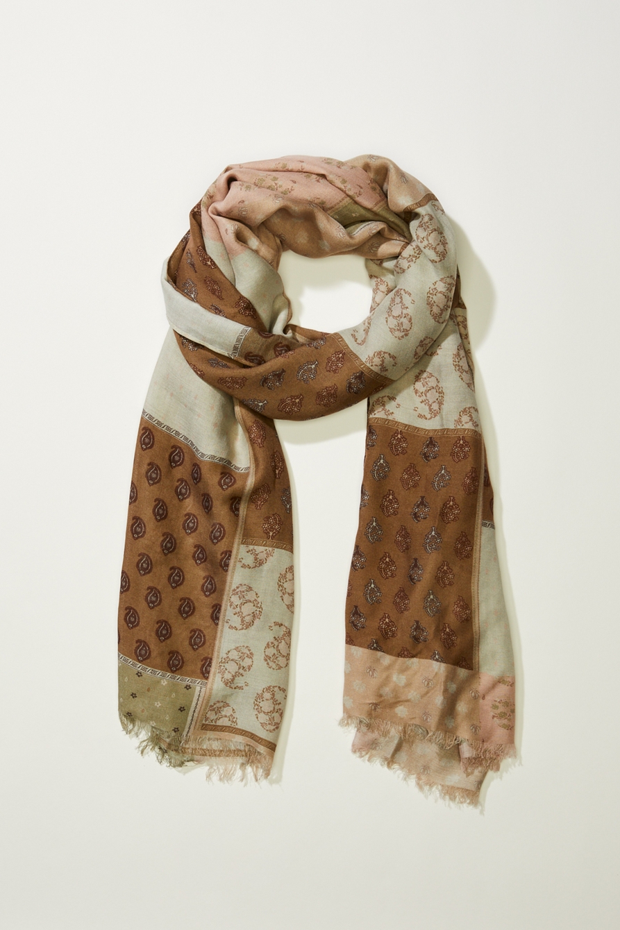 PATCHWORK SCARF, image 1
