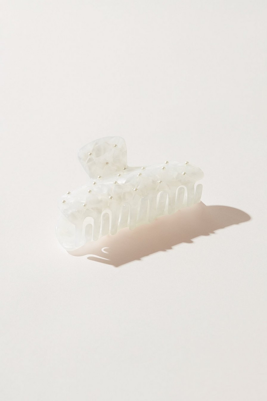 PEARL QUILTED CLAW CLIP, image 1