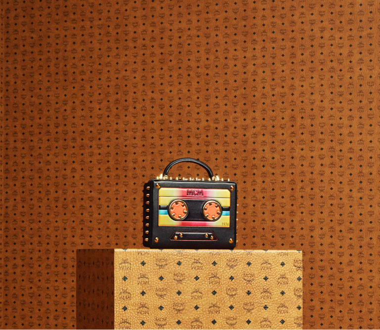 AW18 Berlin Crossbody in MCM Cassette
