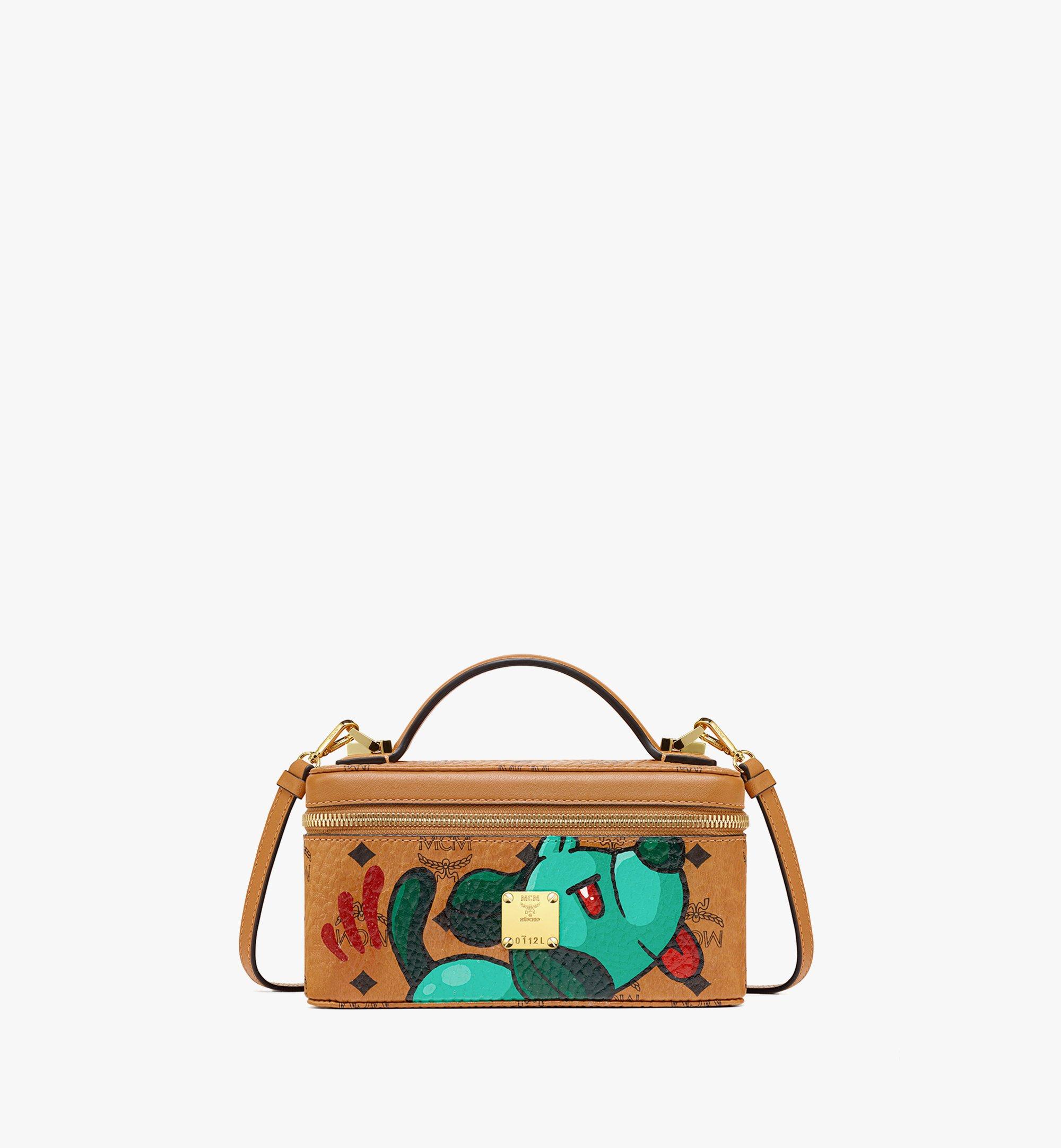 Haru, Henry, Kaiser Upcycling Project Rockstar Vanity Case in Visetos