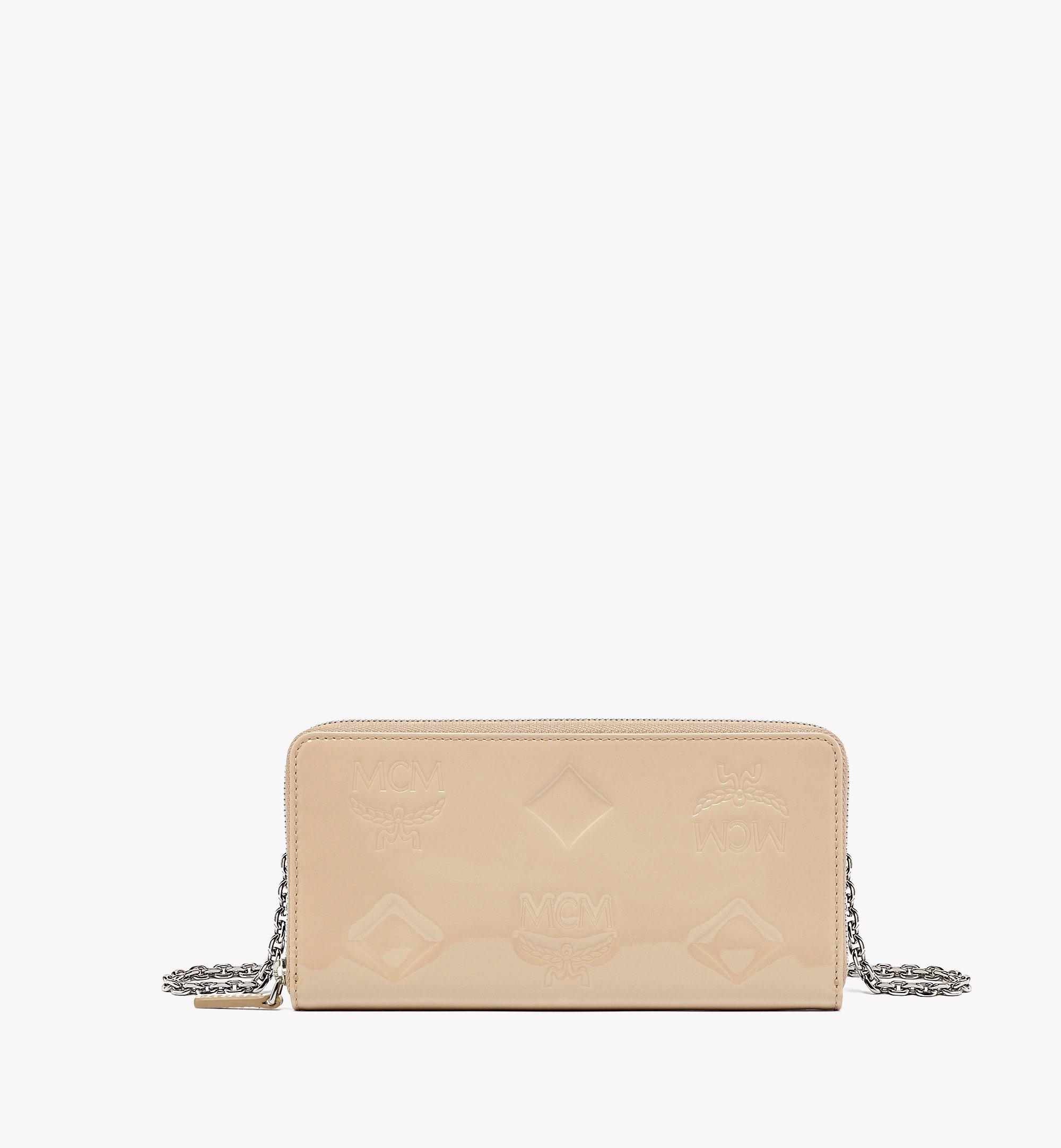 Aren Portemonnaie aus Lackleder mit Rundum-Reissverschluss, Kettenriemen und Maxi-Monogramm