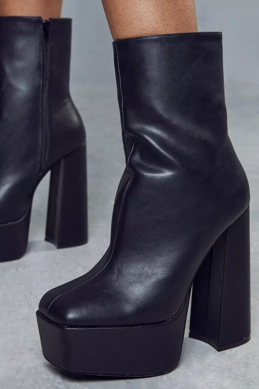 Xl platform hot sale ankle boots