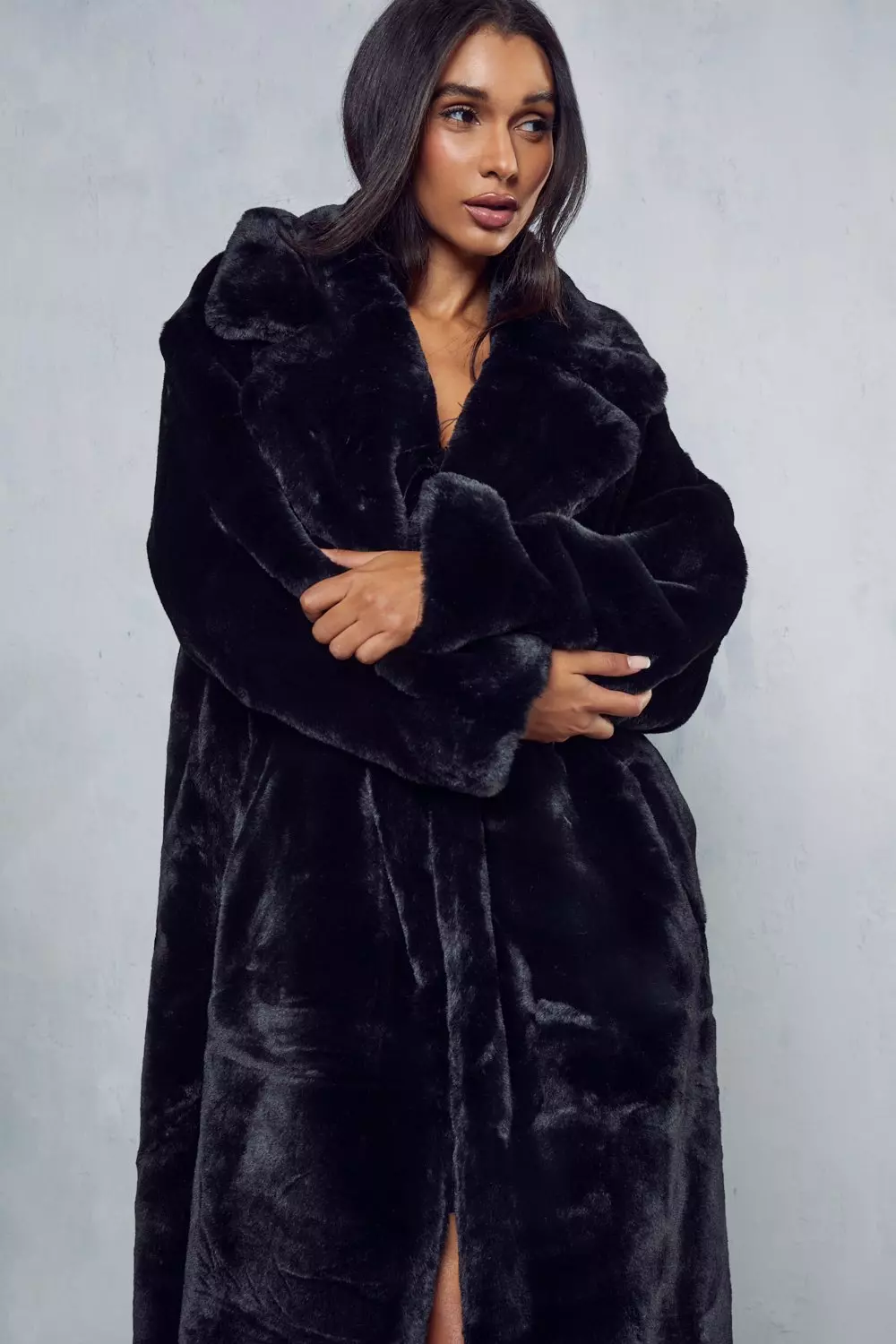 Black maxi shop faux fur coat