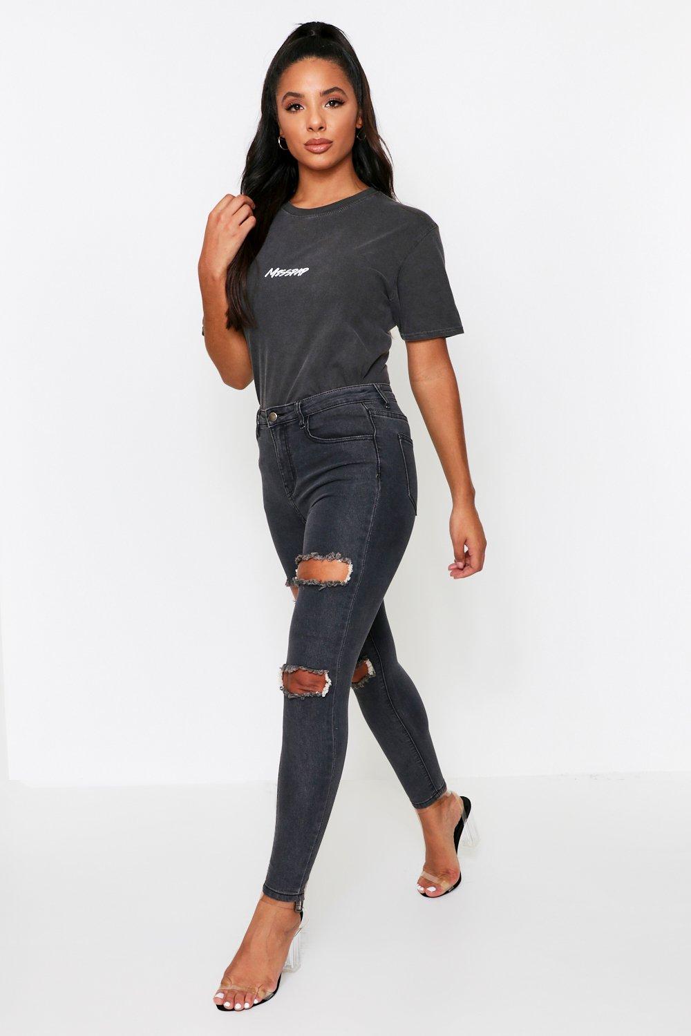 split knee jeans