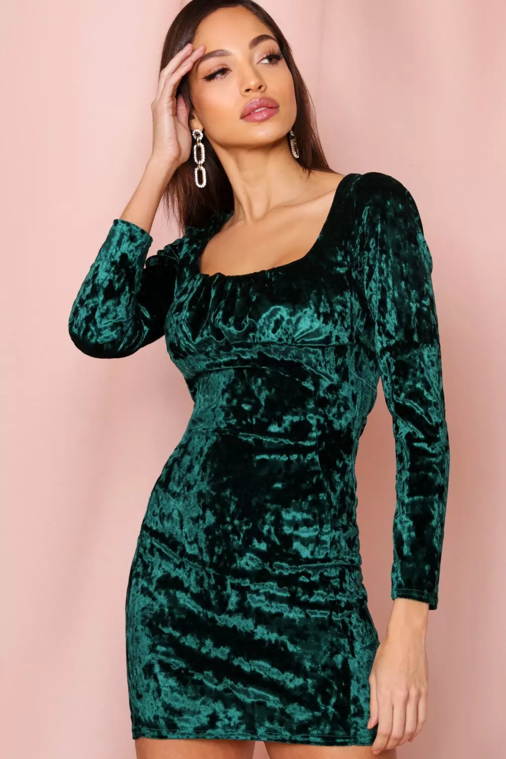 Ruched Square Neck Crushed Velvet Dress | Misspap UK