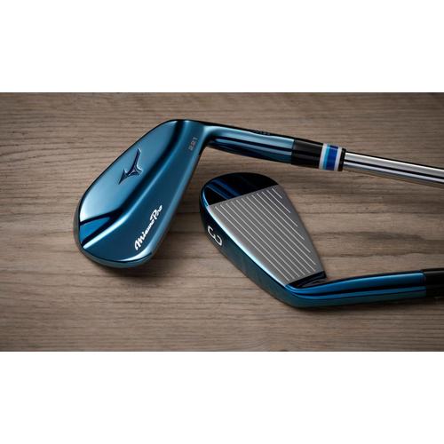 Wild chef Flikkeren Mizuno Pro 221 Blue Iron Set, Limited Edition Blue Golf Iron Set - Mizuno  USA