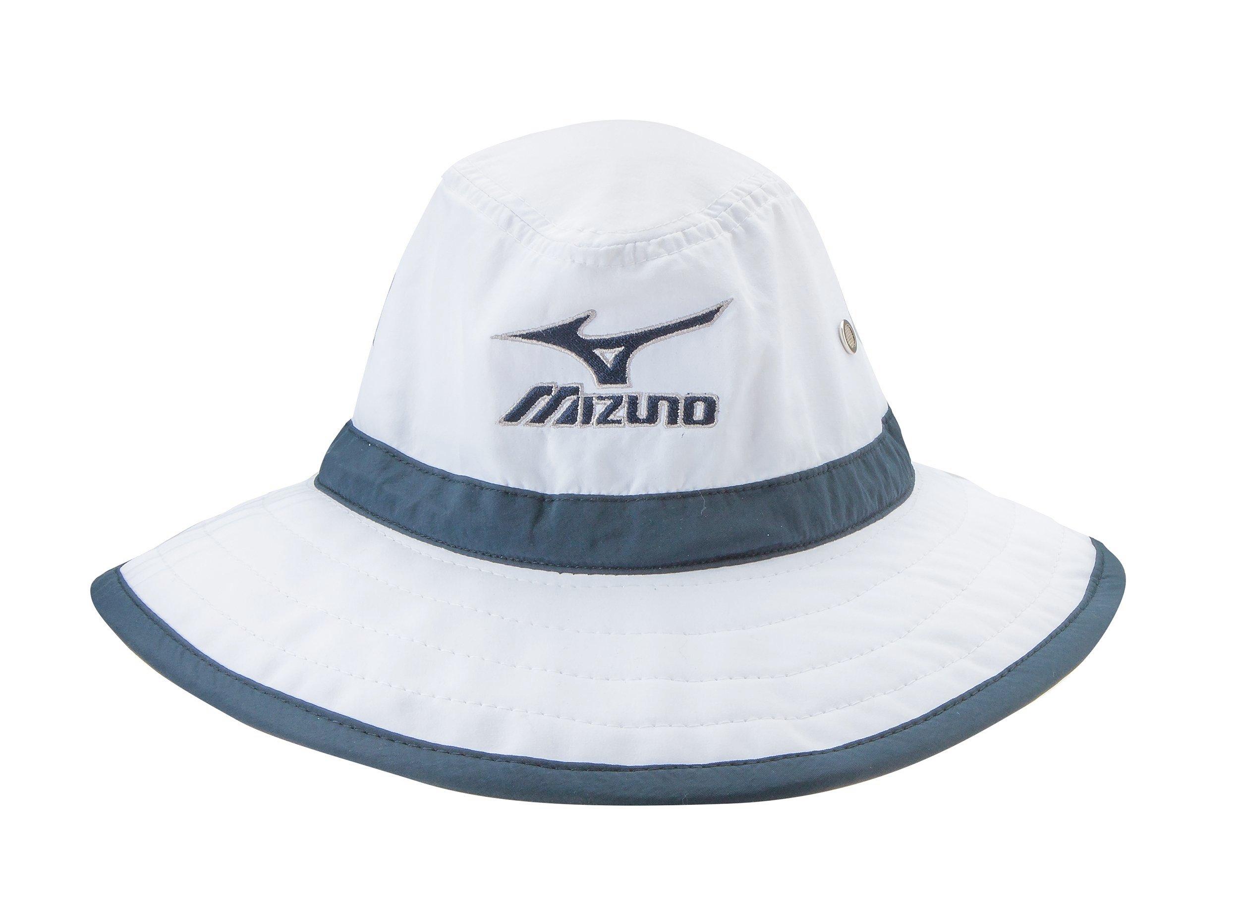 brimmed golf hat