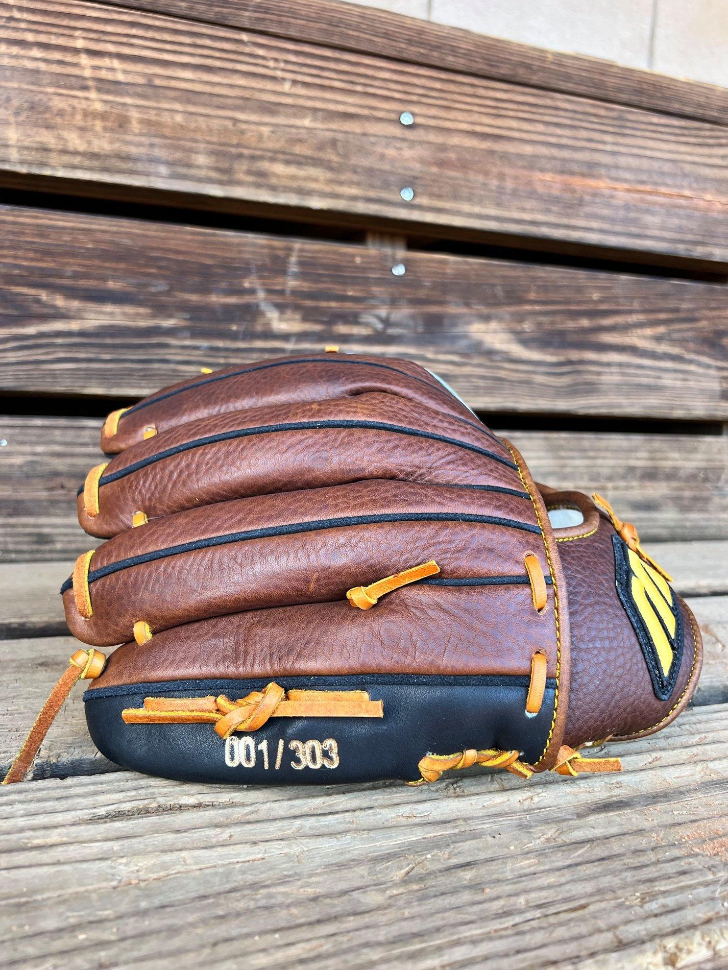 Chipper Jones MCL-5001 Classic Pro '99 11.75