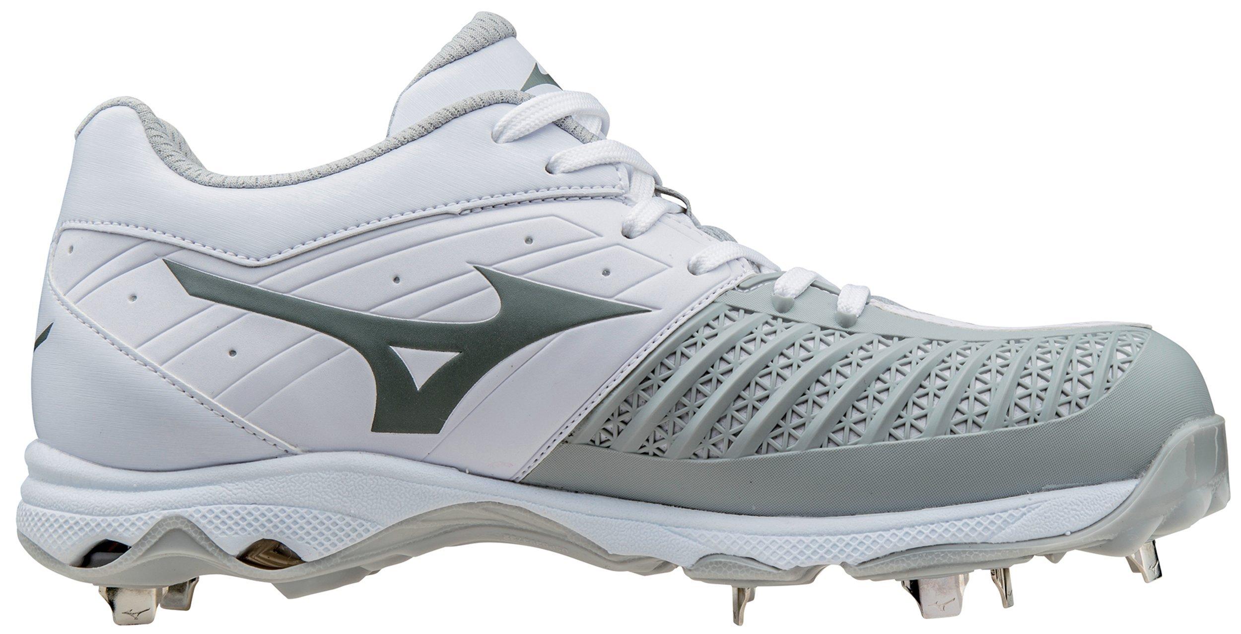 white mizuno softball cleats