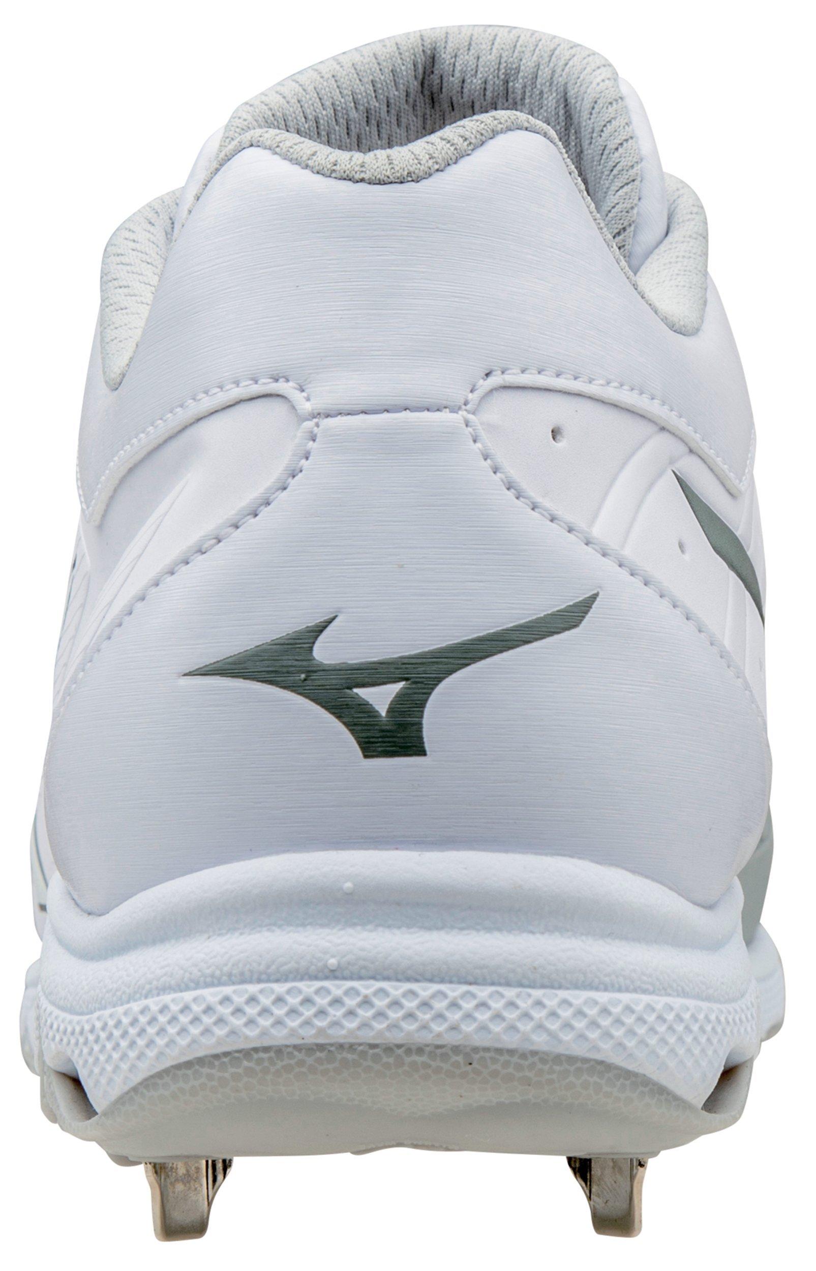 mizuno fastpitch cleats with pitching toe
