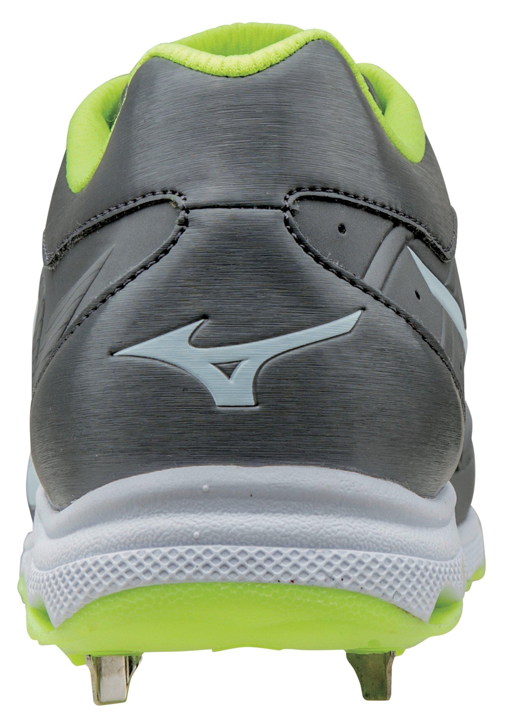 mizuno cleats with pitching toe